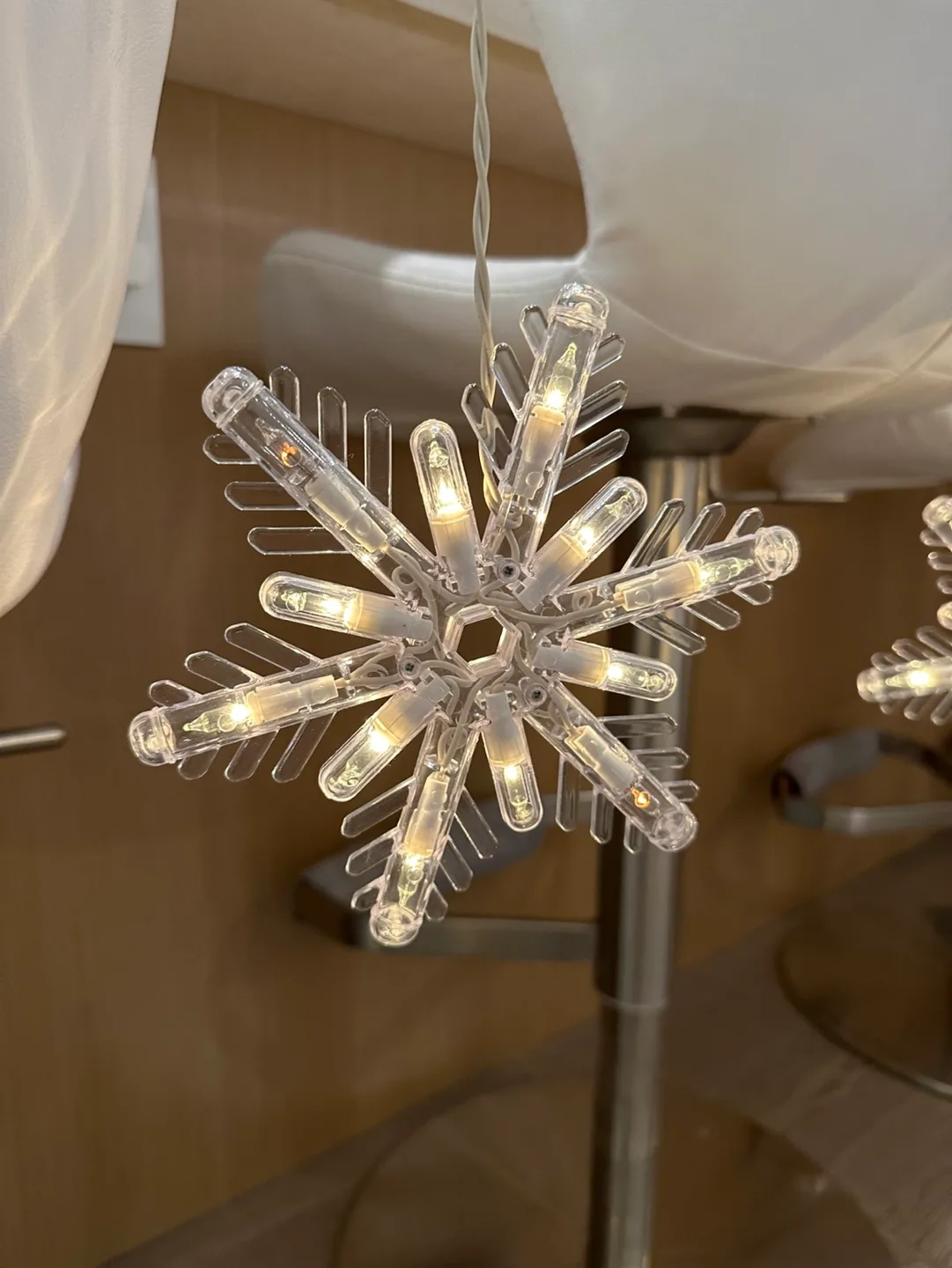 Xmas GE 96 Light Snowflake Icicle Style Lights image indicator(5)