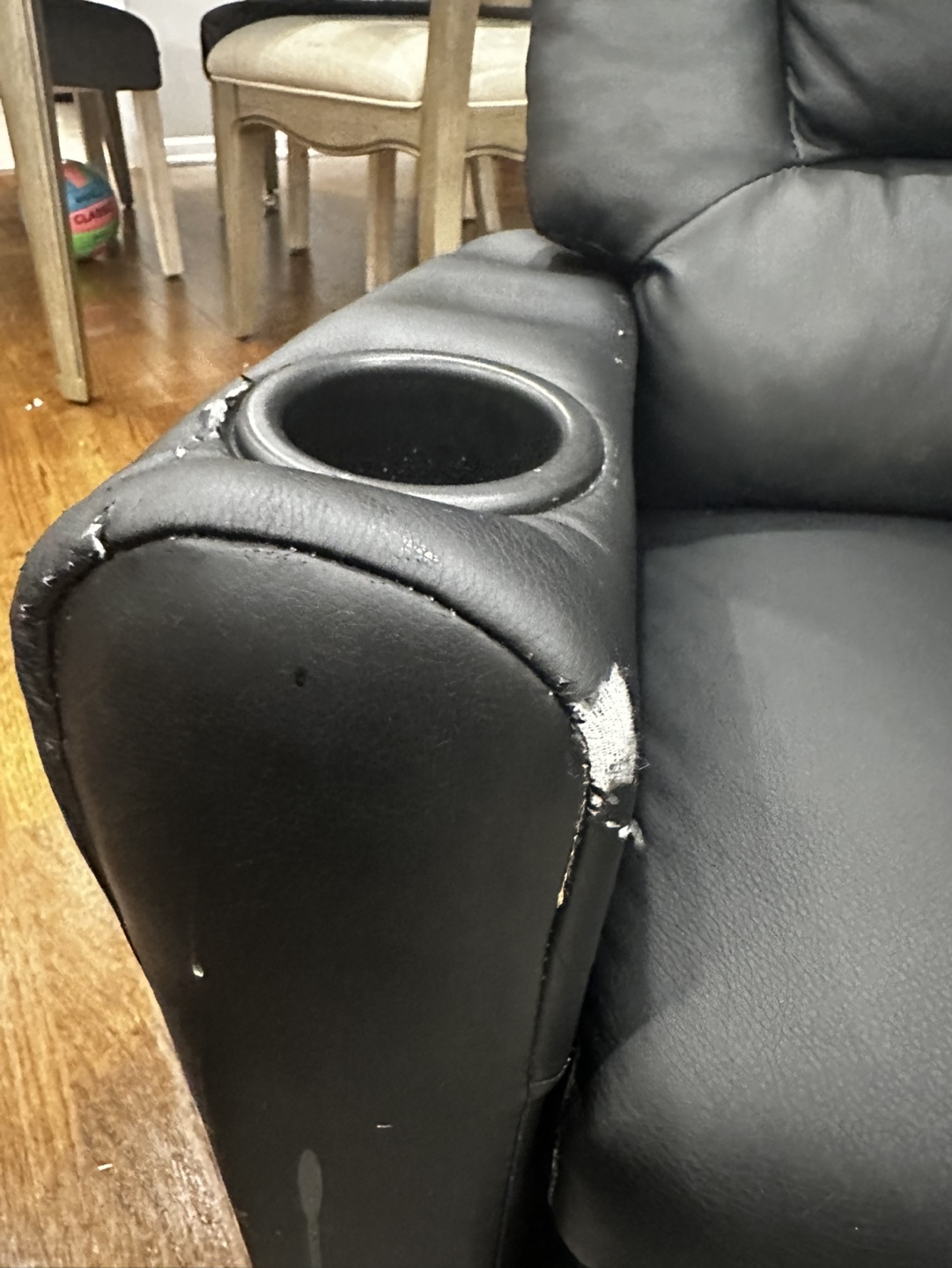 Black Recliner Chair toddler - photo 3