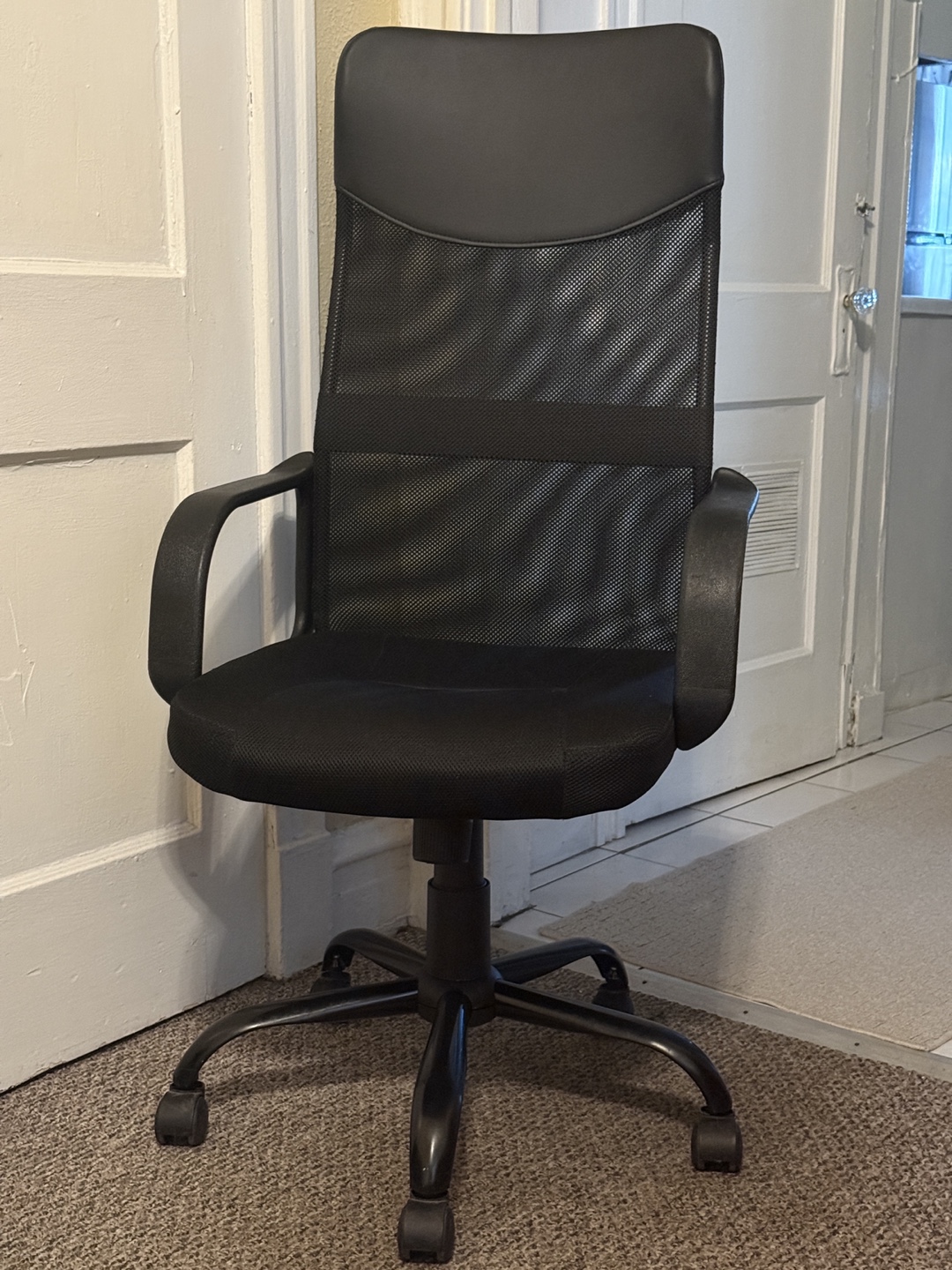 Black Mesh Office Chair