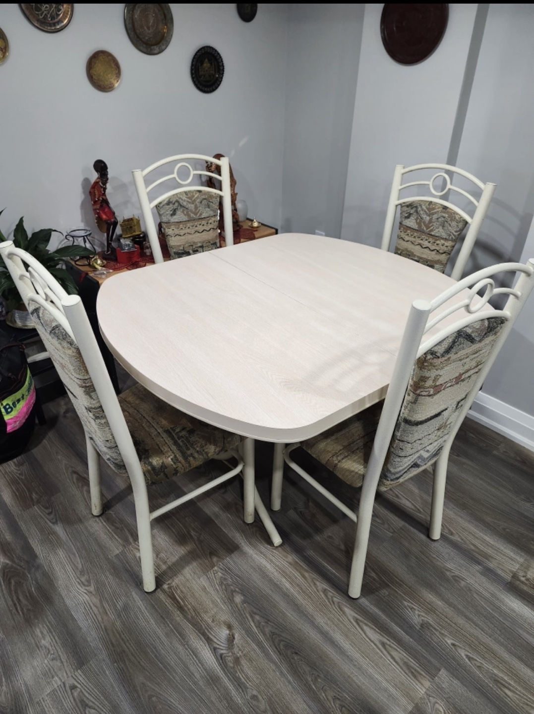 White Dining Table Set - photo 3