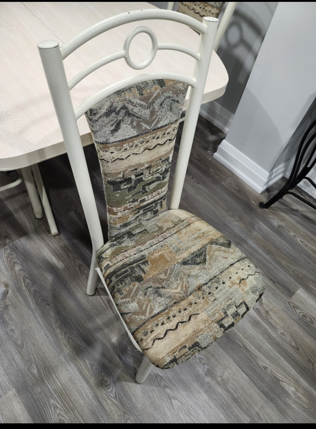 White Dining Table Set - photo 4