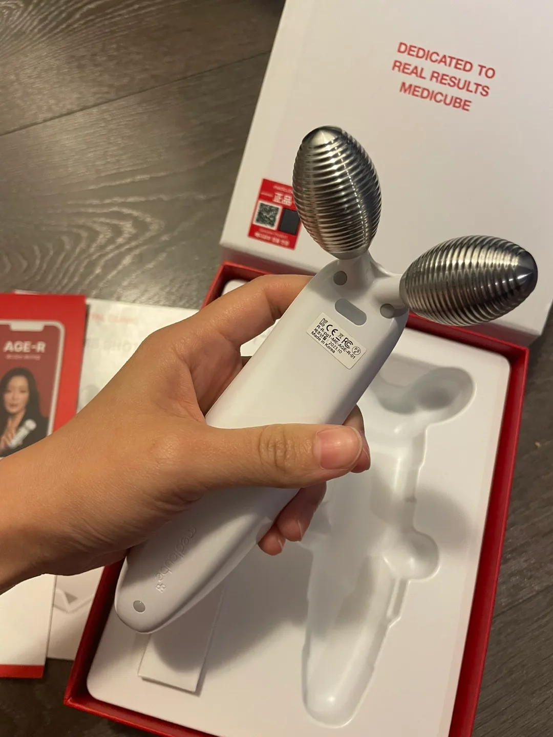 Medicube Age-R Derma EMS Shot image indicator(4)