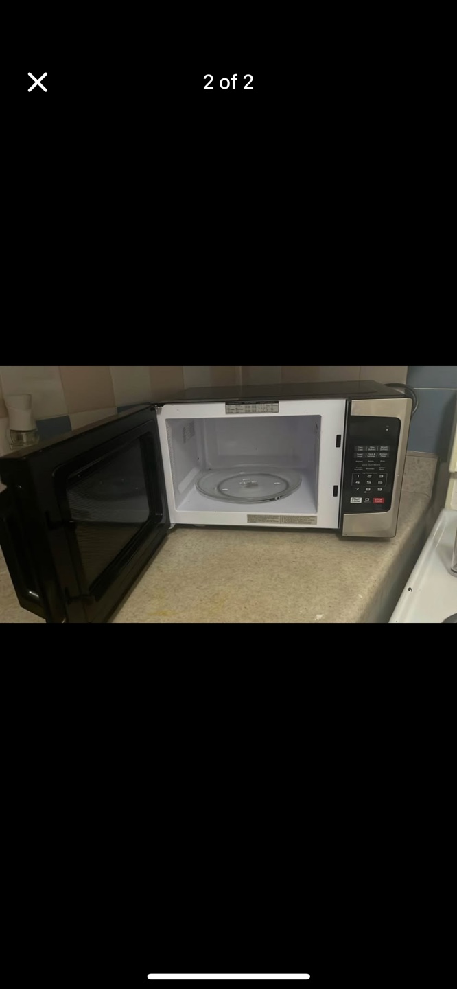 Toshiba Microwave - photo 2