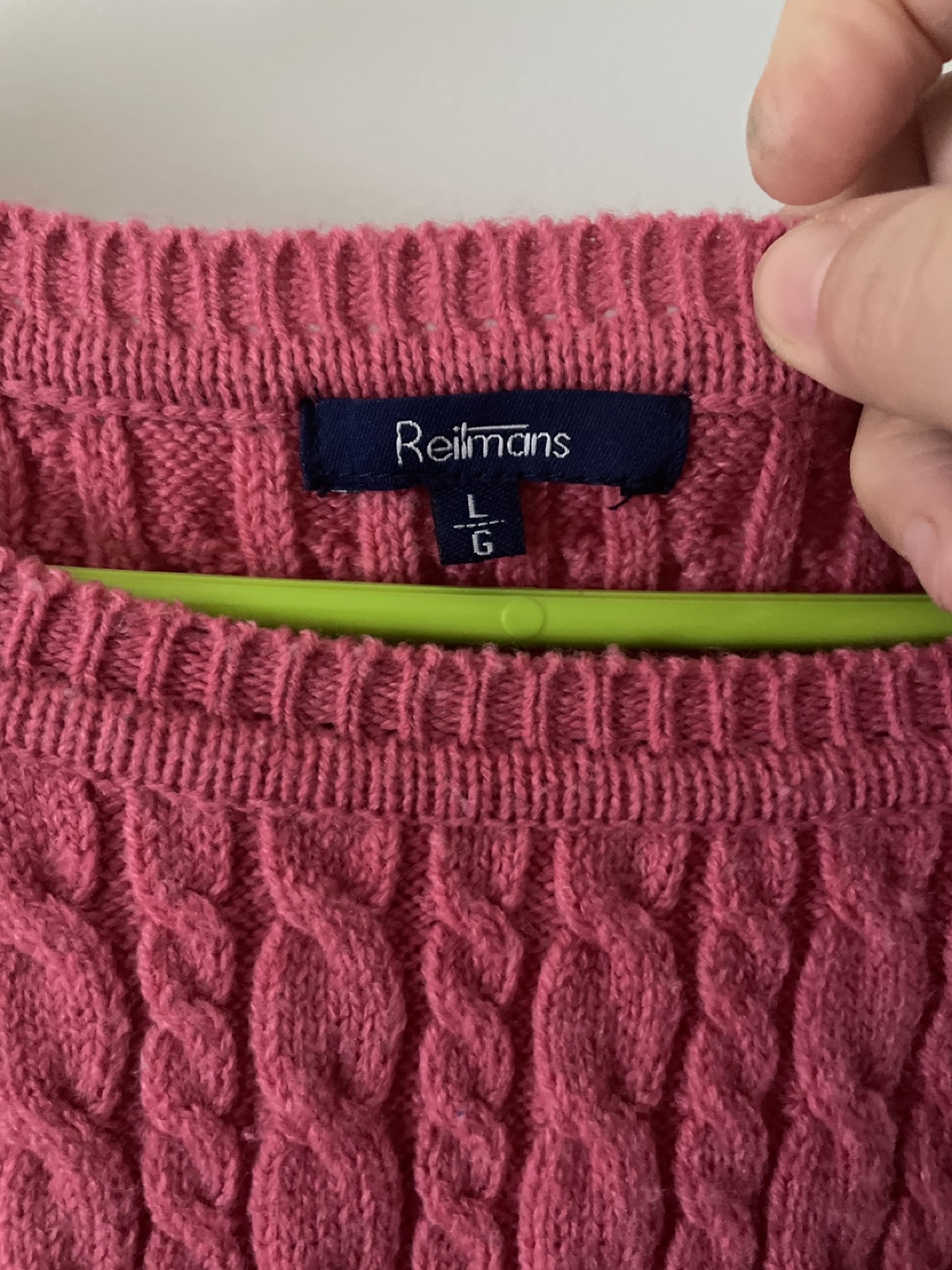 Pink Knit Sweater like new size L - photo 2