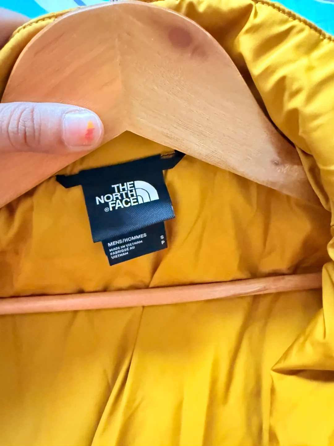 The North Face Men's Size Small Yellow Puffer Jacket image indicator(4)