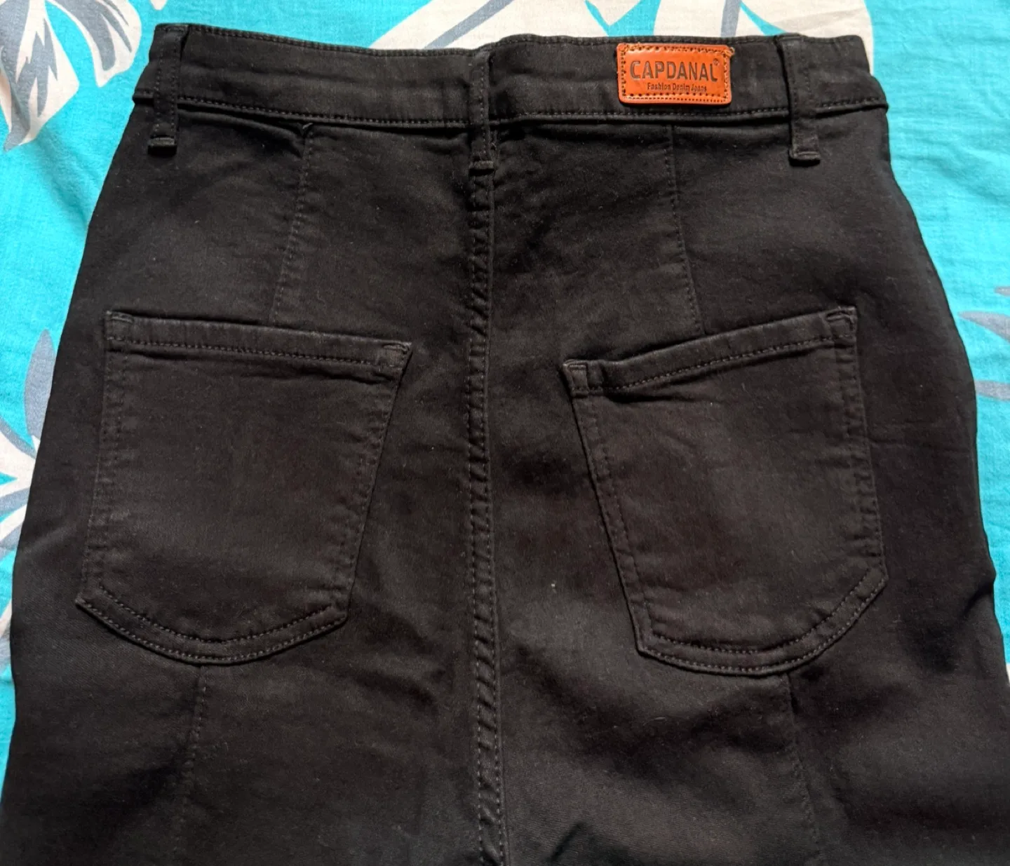 Black Bell Bottom Jeans image indicator(3)
