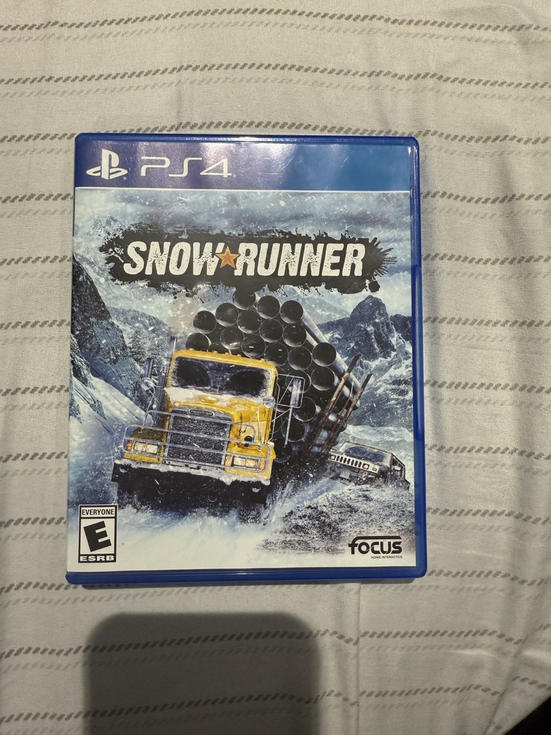 PS4 Console with 2 Controllers and 4 Games - photo 5