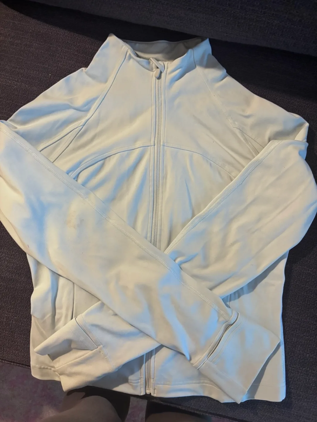 Lululemon Run: On The Fly Jacket - Size 6 image indicator(3)