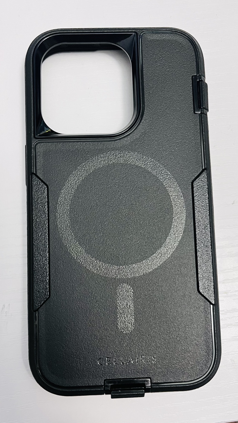 Brand new IPHONE 14 Pro hard Magsafe Case -Black Color