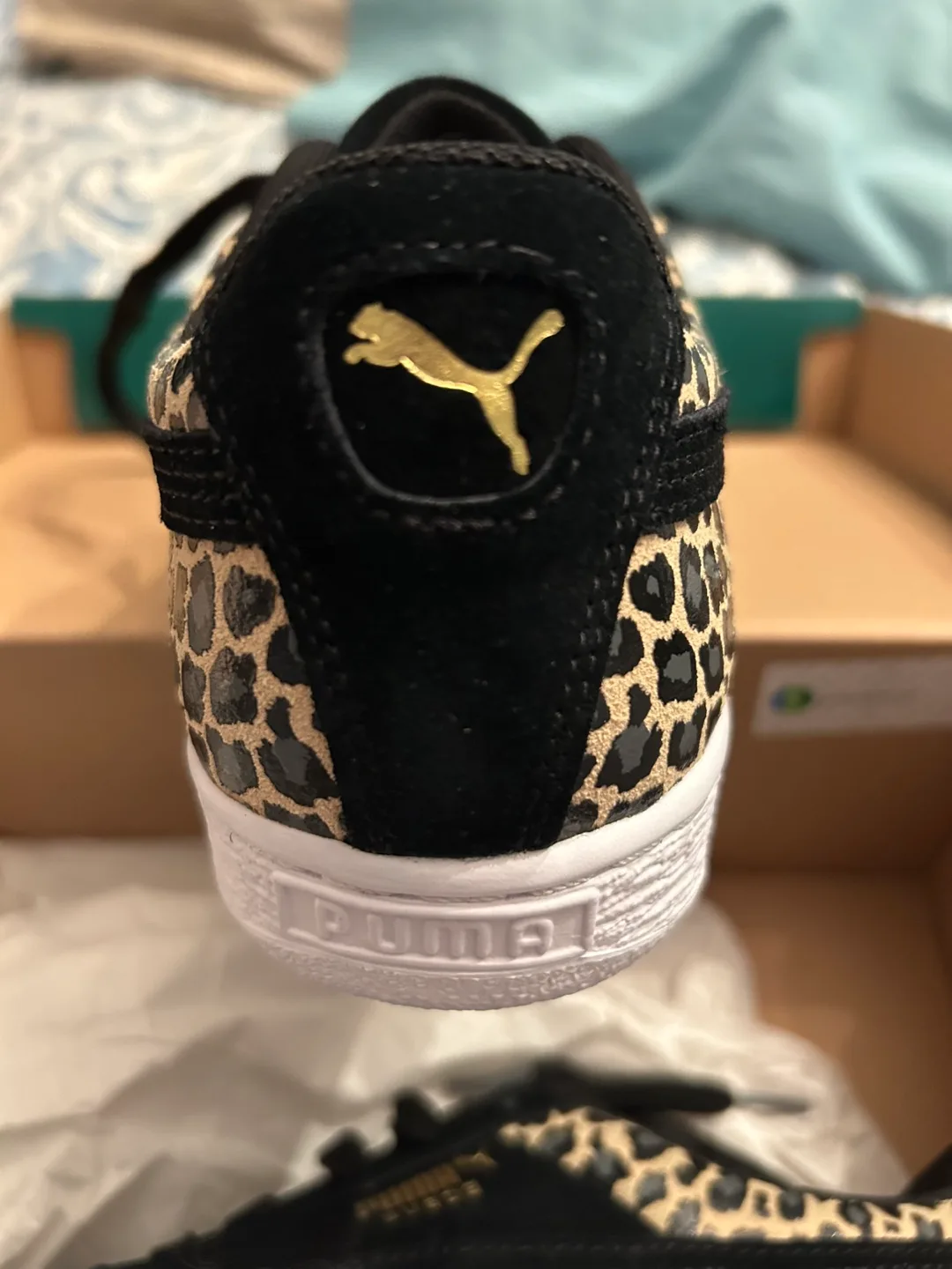 PUMA Women’s  Suede 'Wild Quarter - Leopard' size 7.5 image indicator(6)