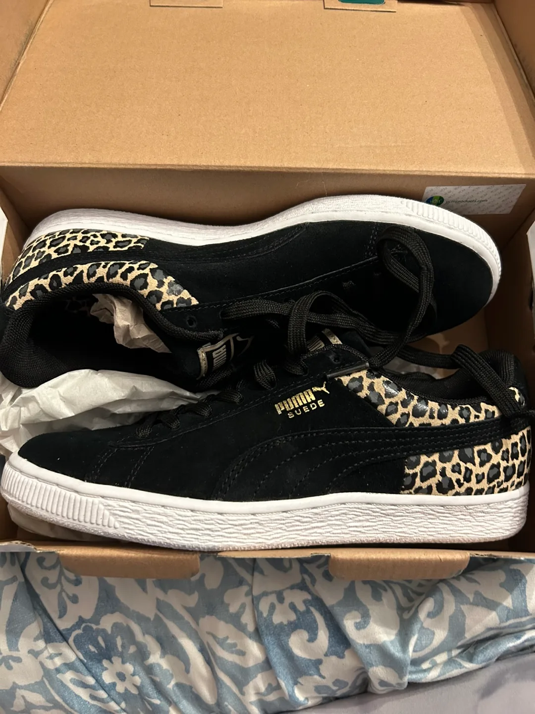 PUMA Women’s  Suede 'Wild Quarter - Leopard' size 7.5 image indicator(2)