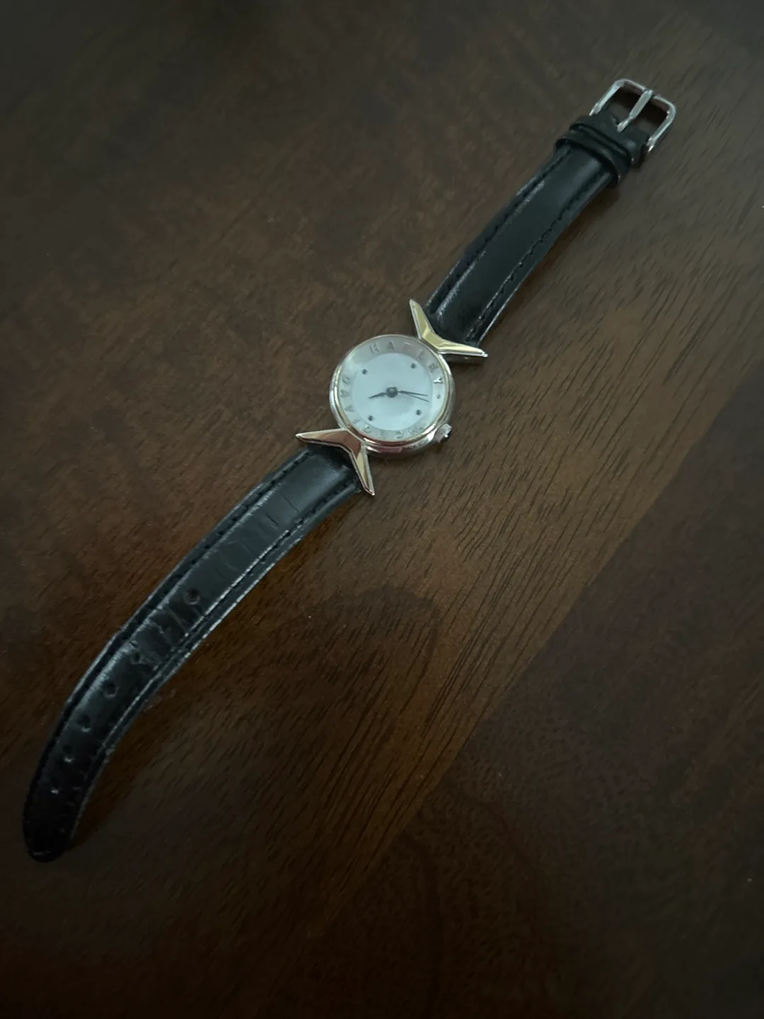 Harley Davidson Women's Watch with original case image indicator(2)