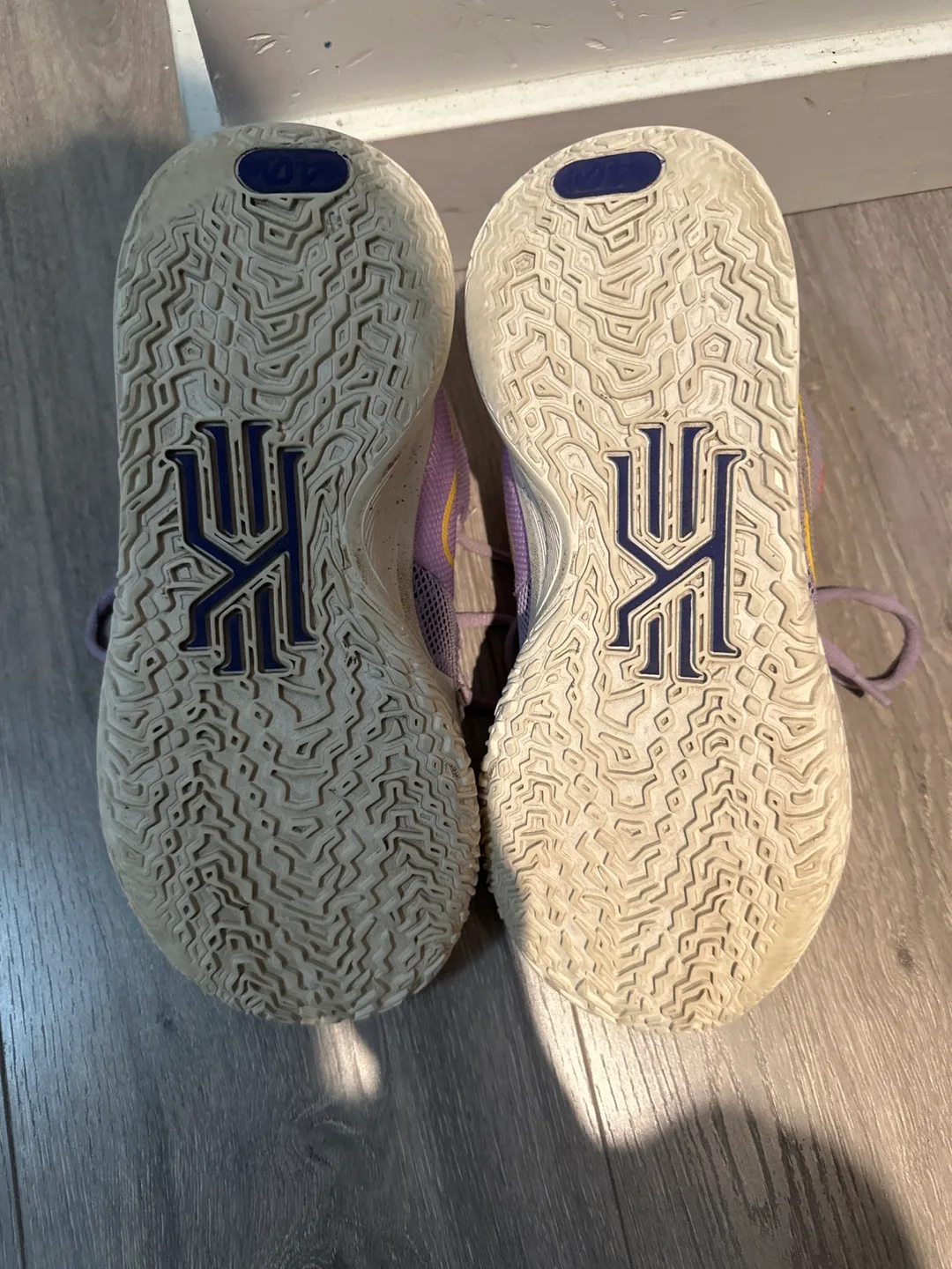 Nike Kyrie 7 daughters image indicator(6)