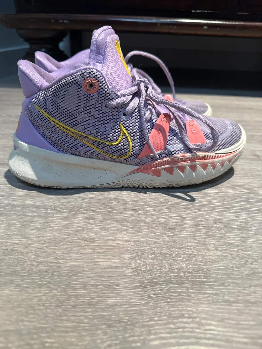 Nike Kyrie 7 daughters image indicator(4)