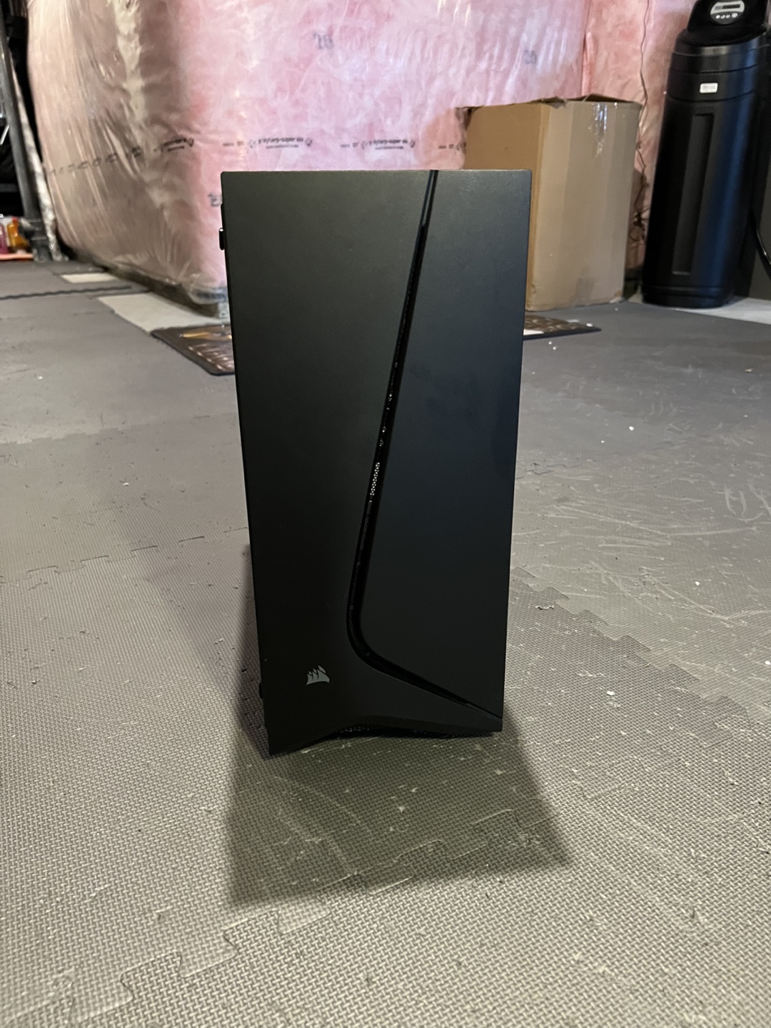 Corsair Carbide Series Spec-05  Mid-Tower PC Case