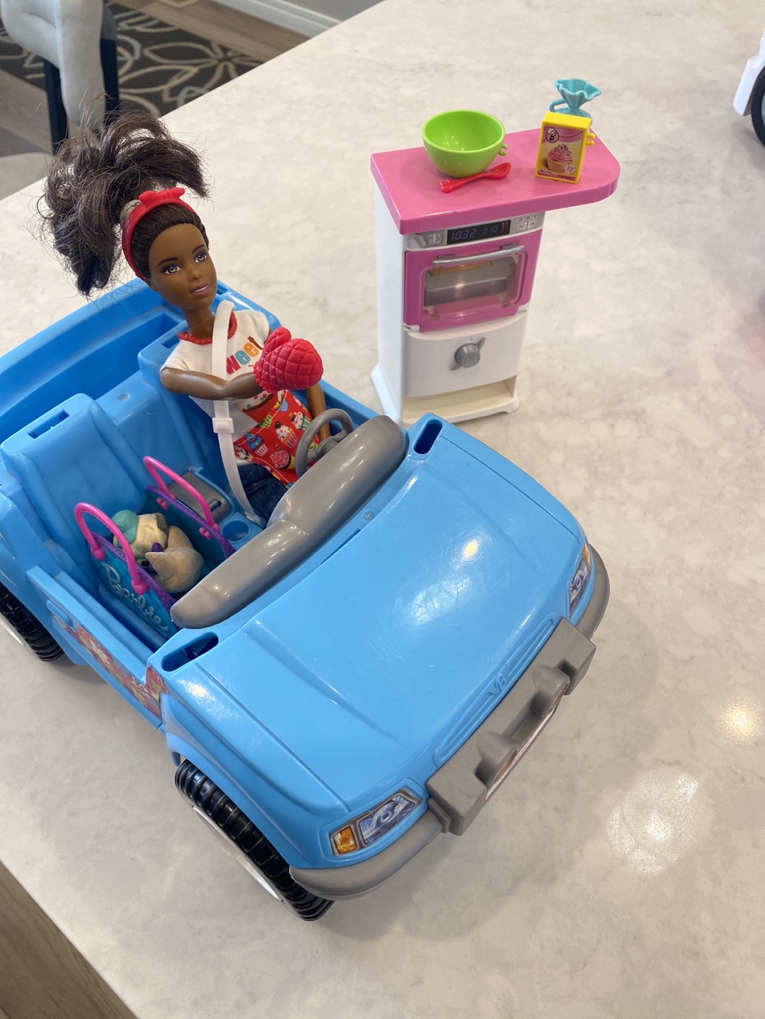 Baking Barbie with Jeep & Accessories