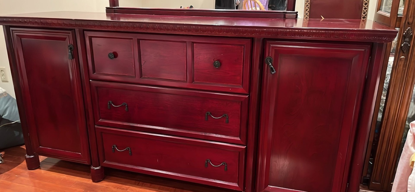 Beautiful Italian Vanity with Mirror - photo 3