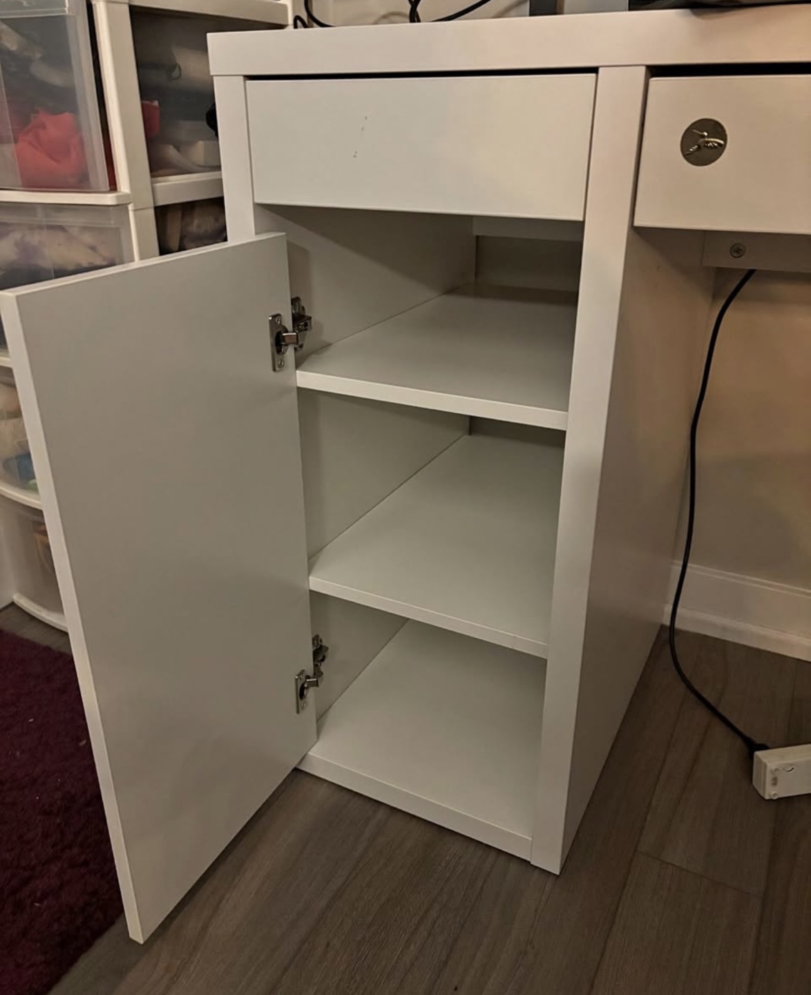 White Desk with storage compartment - photo 3