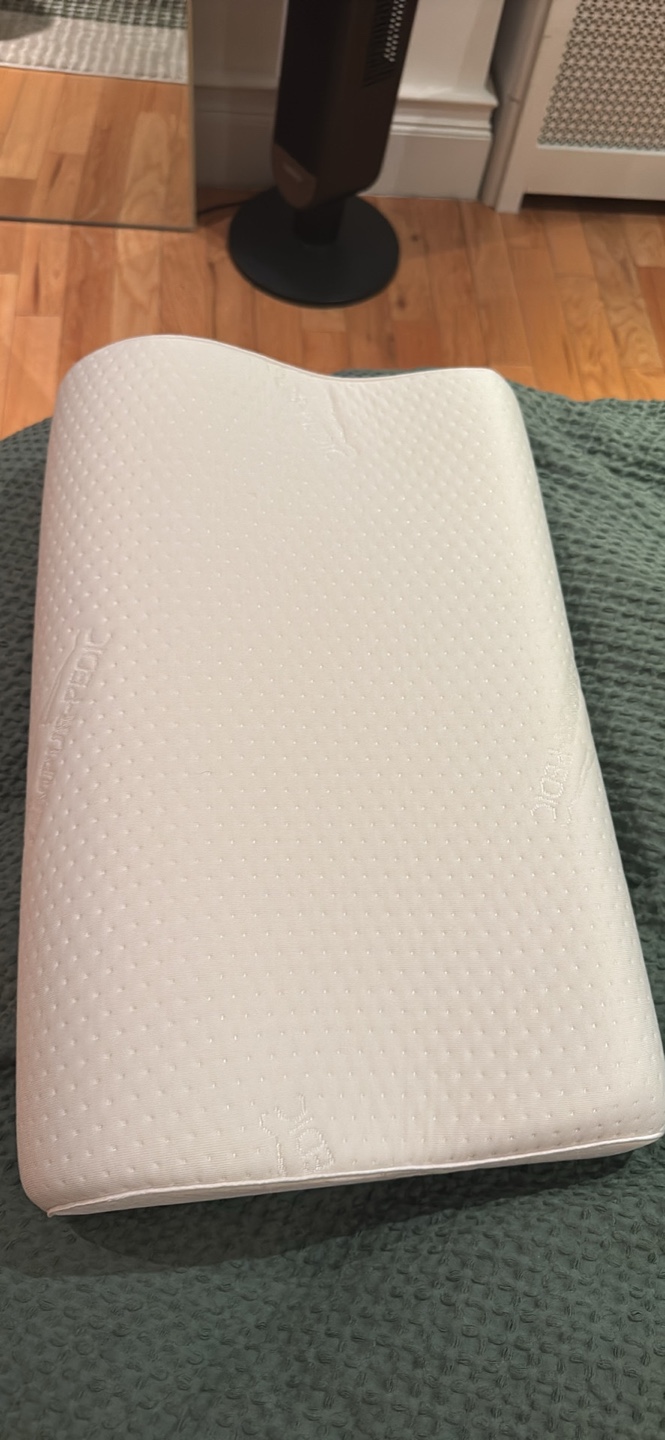 Tempur-Pedic Memory Foam Pillow - photo 2