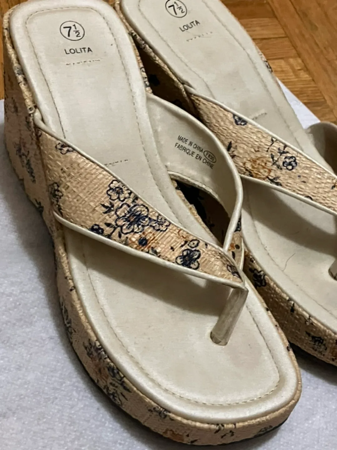 Platform Wedge Sandals for Summer Size 7.5 #Freecycle image indicator(2)