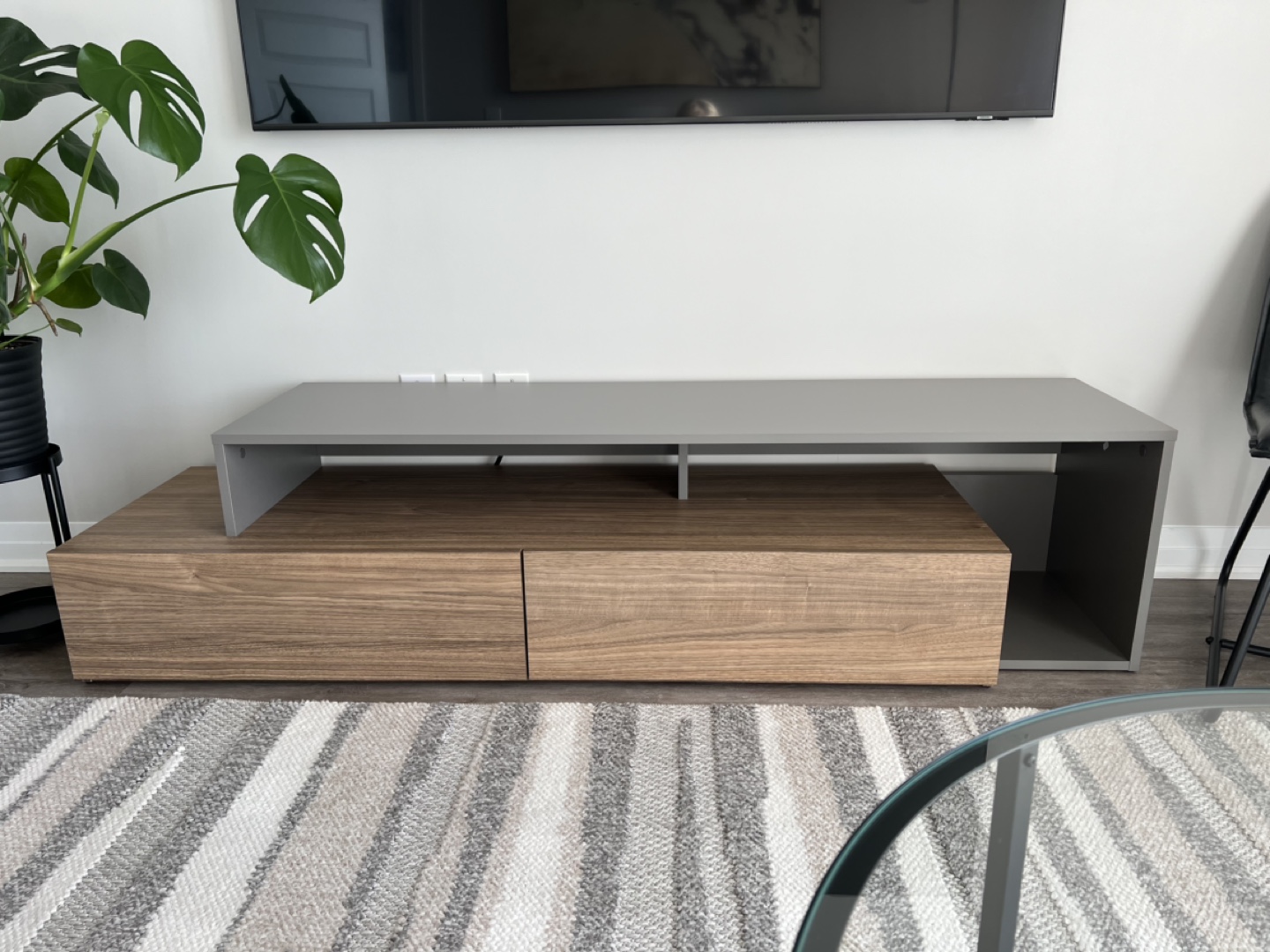 TV Stand - photo 3