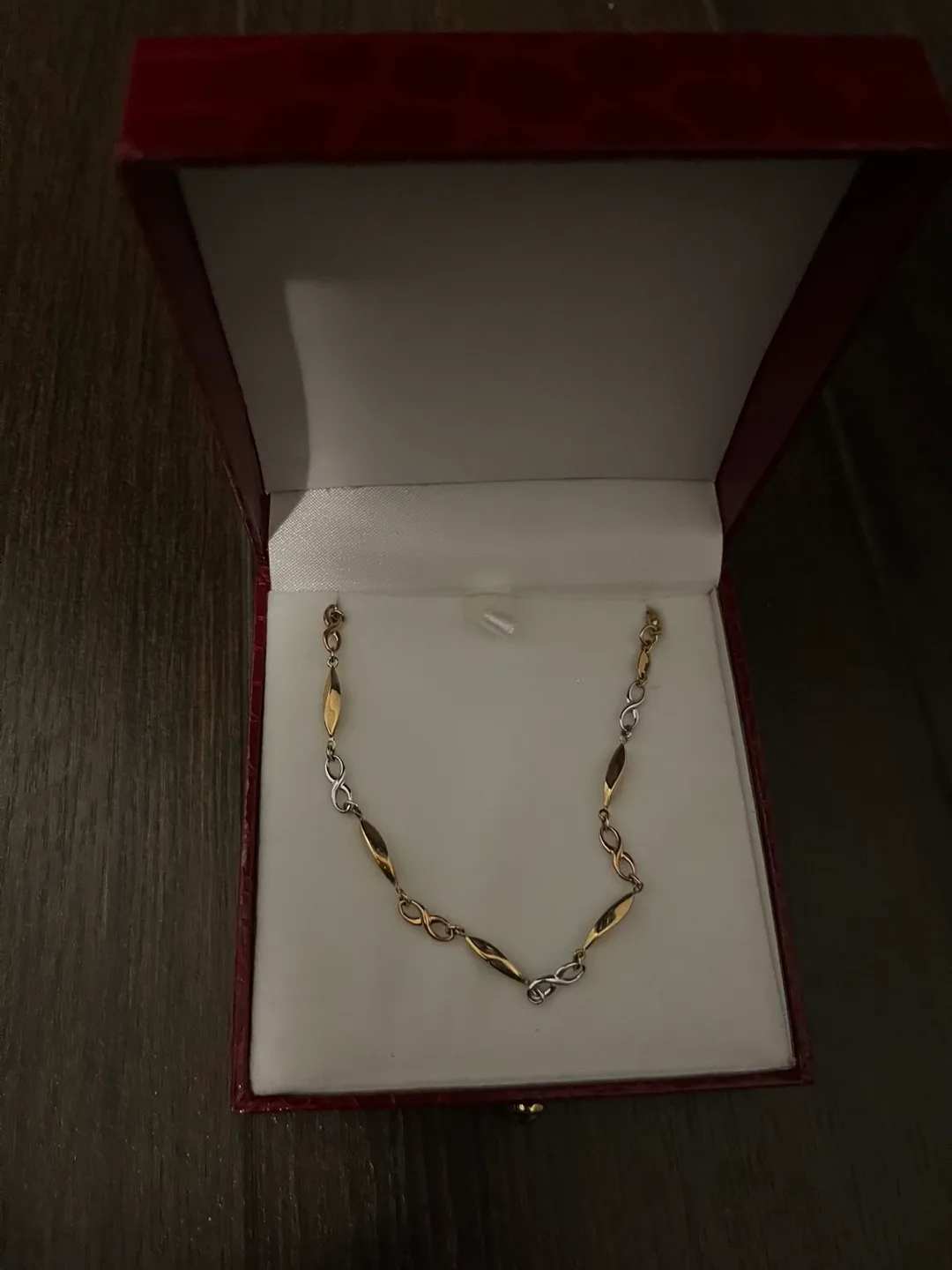 Gold and Silver Necklace thumbnail