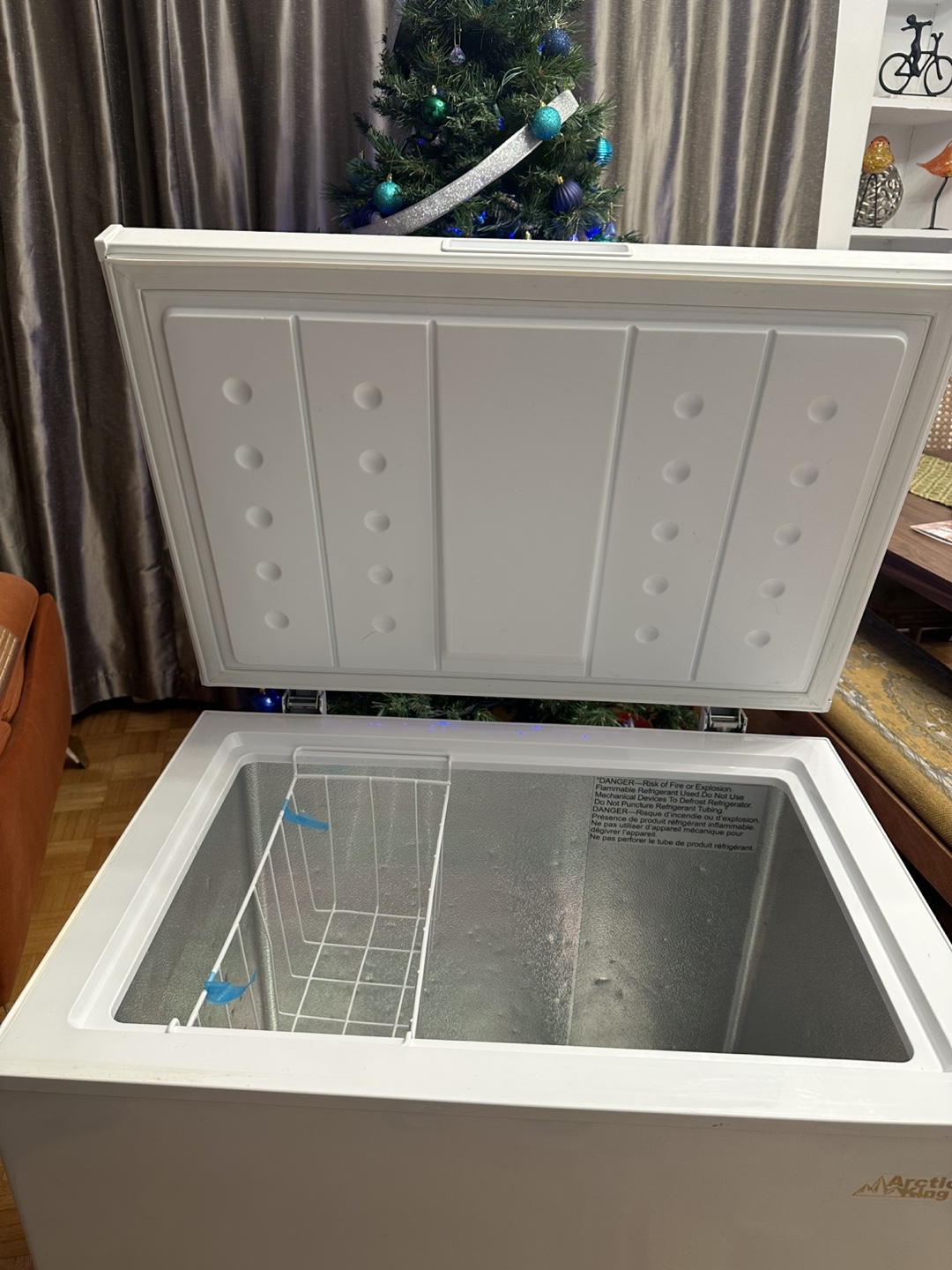 Arctic King Chest Freezer - photo 5