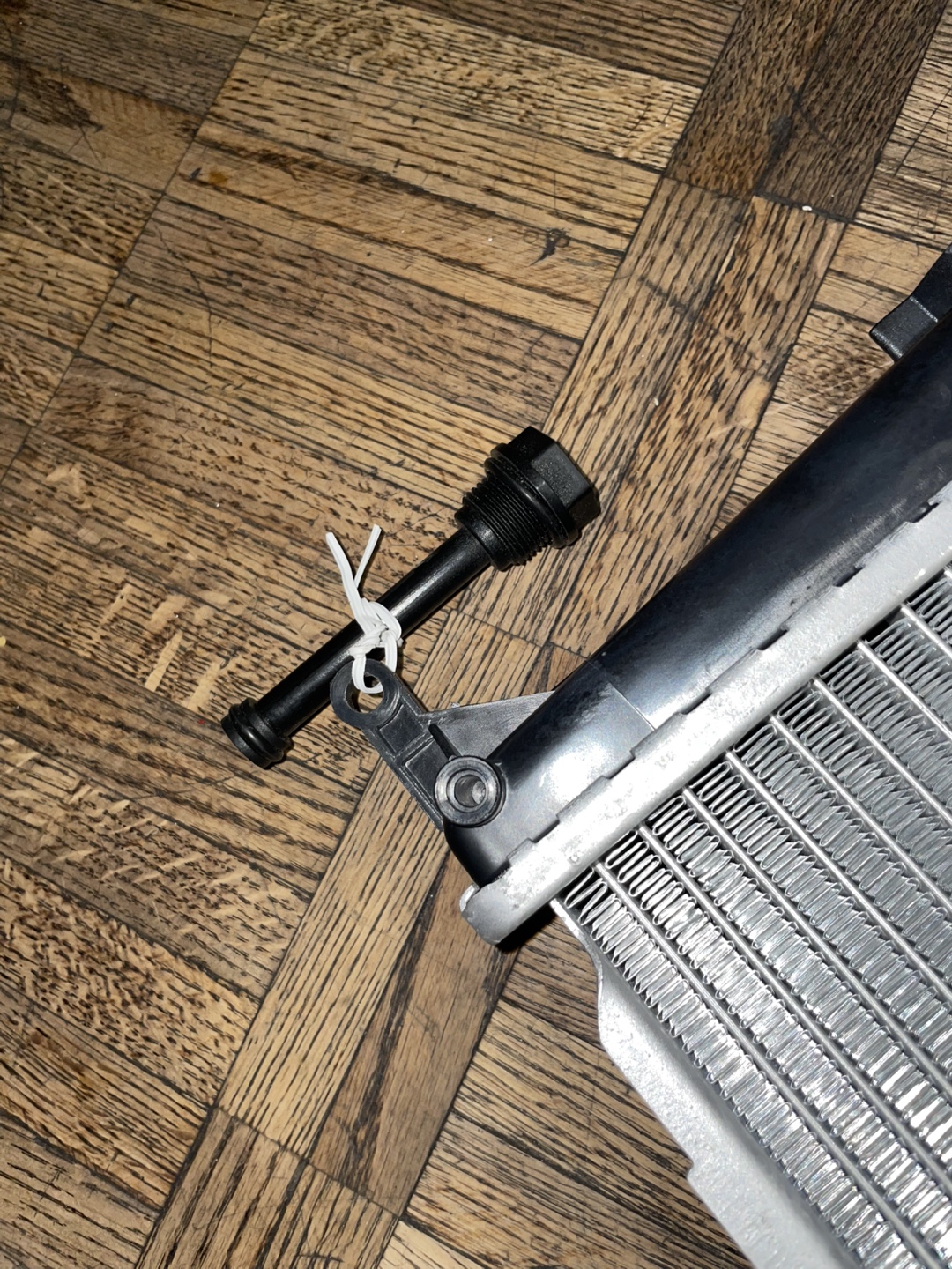 BMW Radiator - photo 3