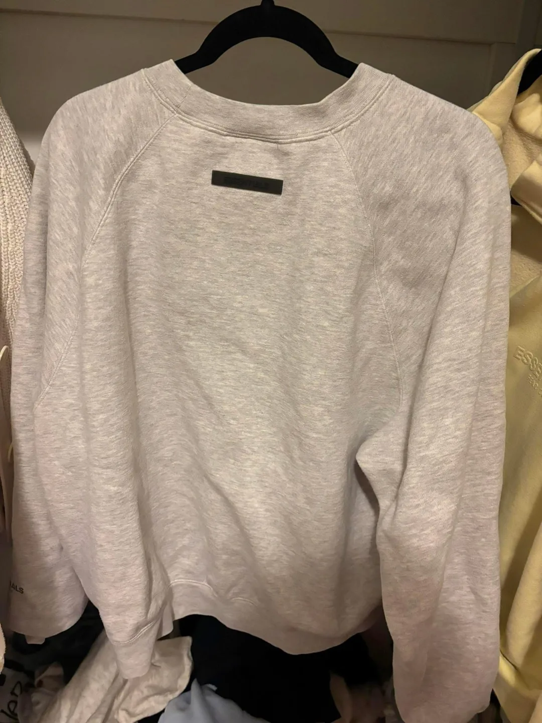 Essentials Fear of God Crewneck image indicator(4)