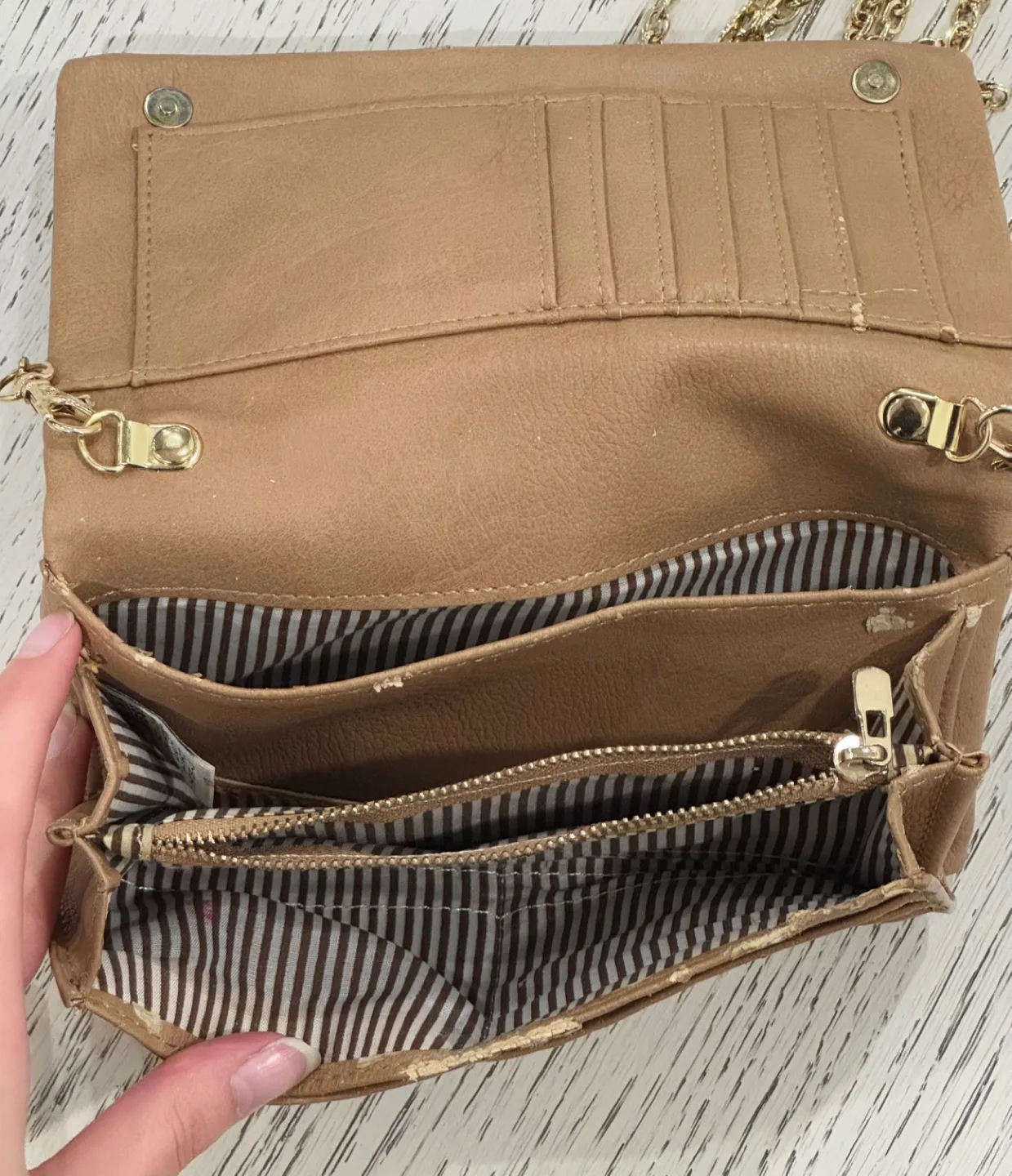 Nine West convertible crossbody/clutch image indicator(4)