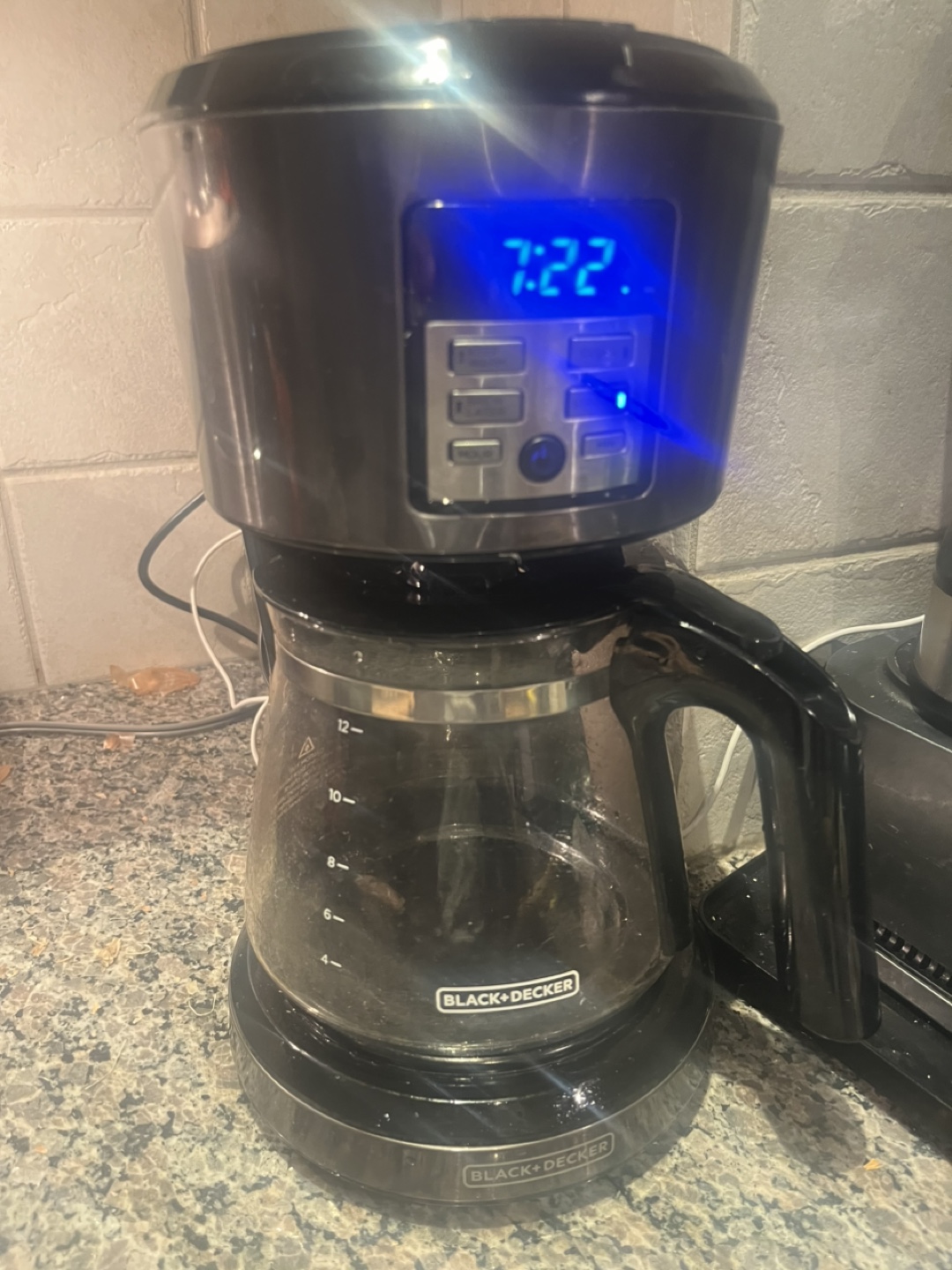 Hamilton Beach Toster + Black + Decker 12 Cup  Coffee Maker - photo 2