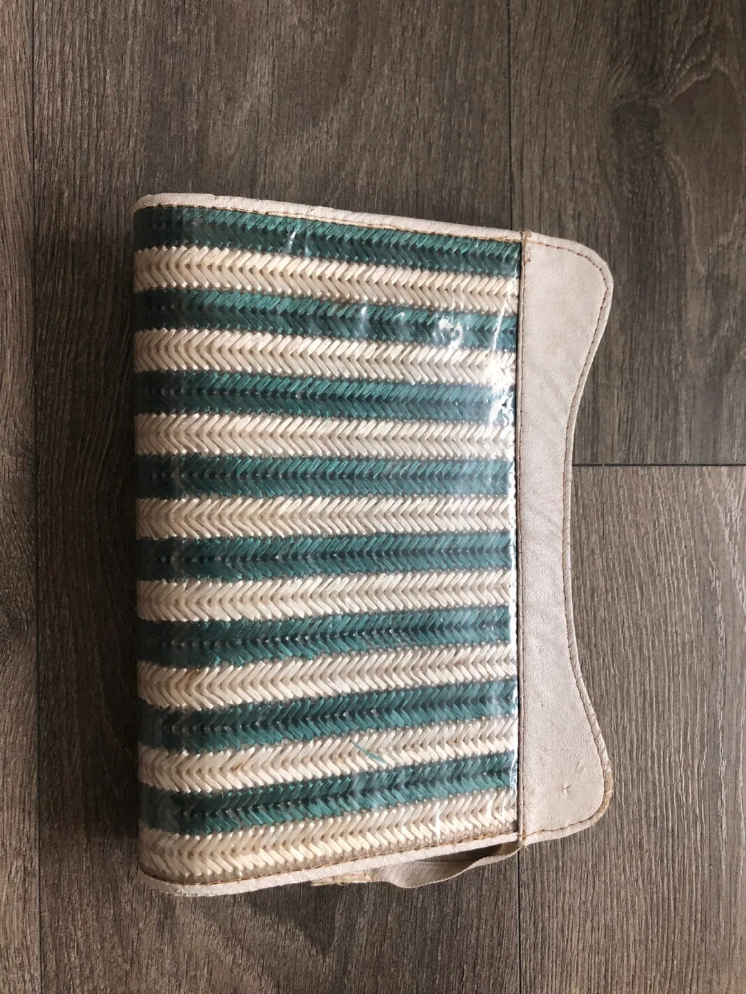 Vintage Lupin Travel Jewellery Case image indicator(2)