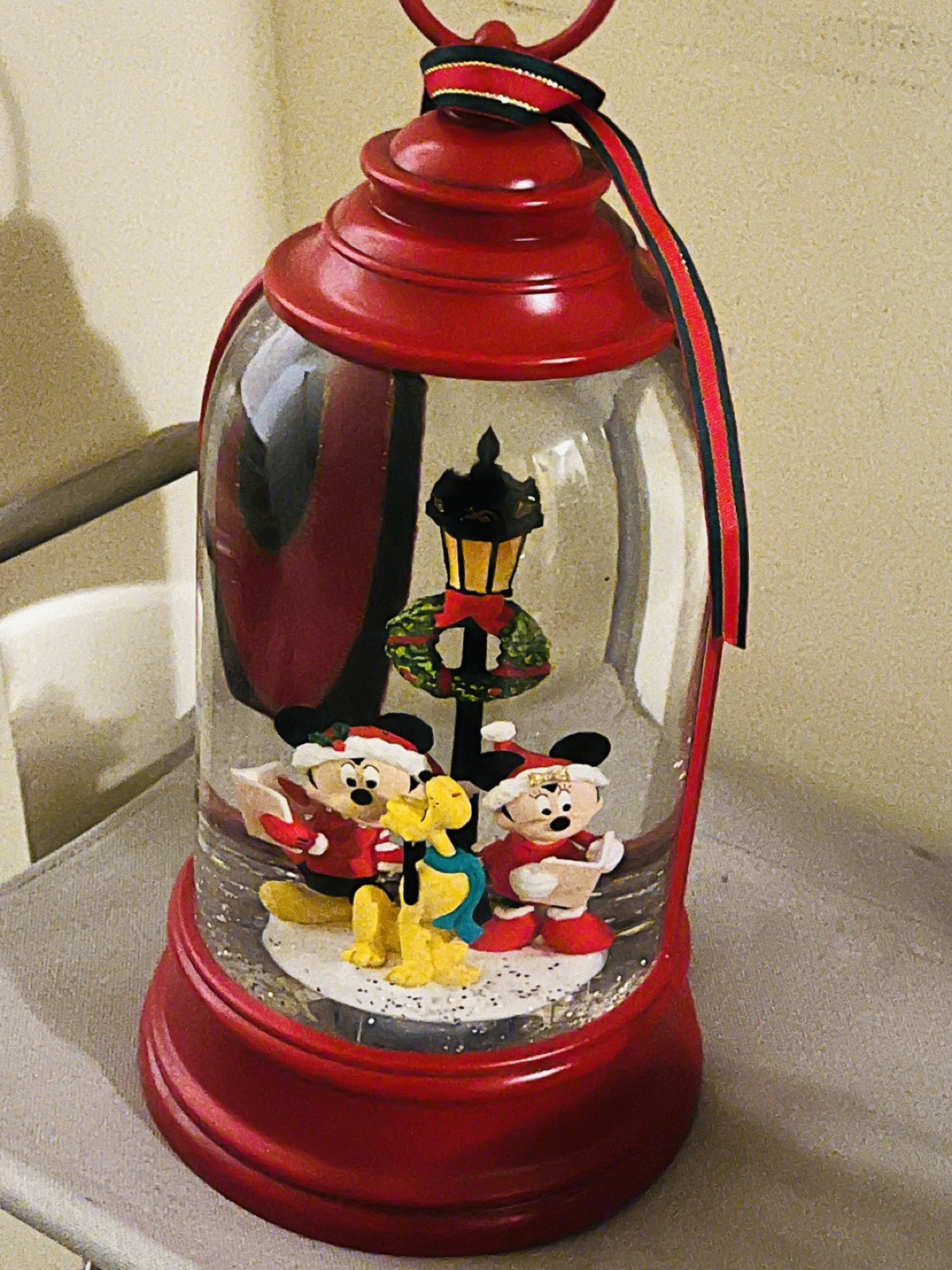 Disney Mickey & Minnie & Pluto Christmas Snow Globe - photo 2