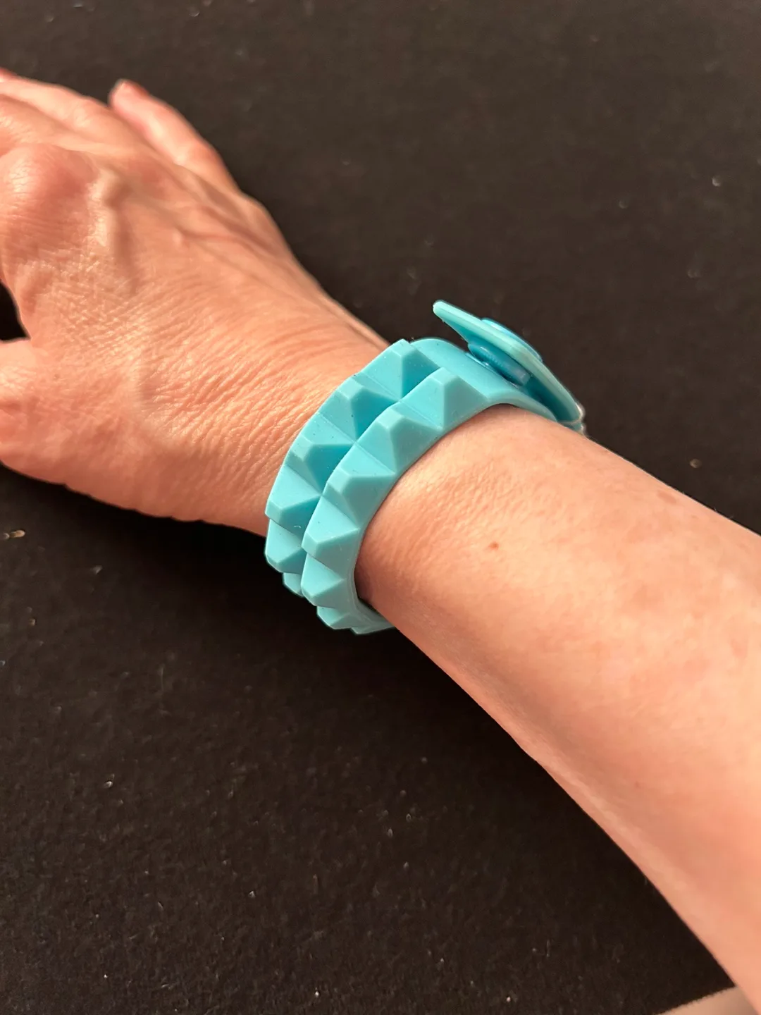 BCBG GENERATION Fun Fashion Bracelet, New image indicator(2)