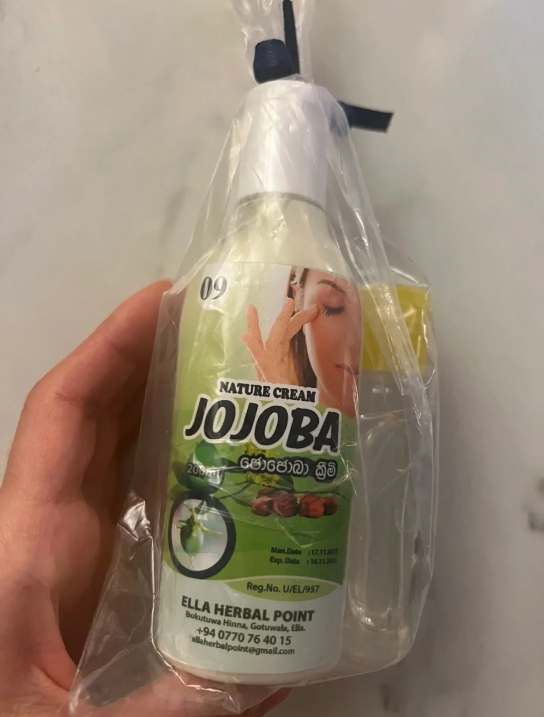 Aurvedic self-care products image indicator(5)