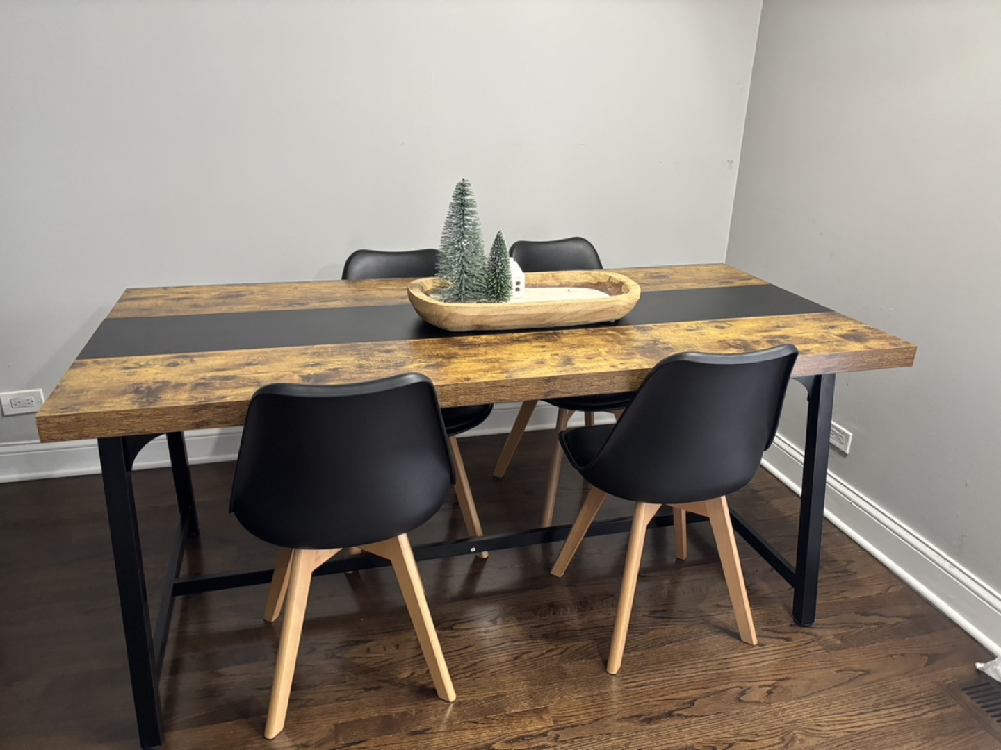 Dining Table and Chairs Set - photo 3