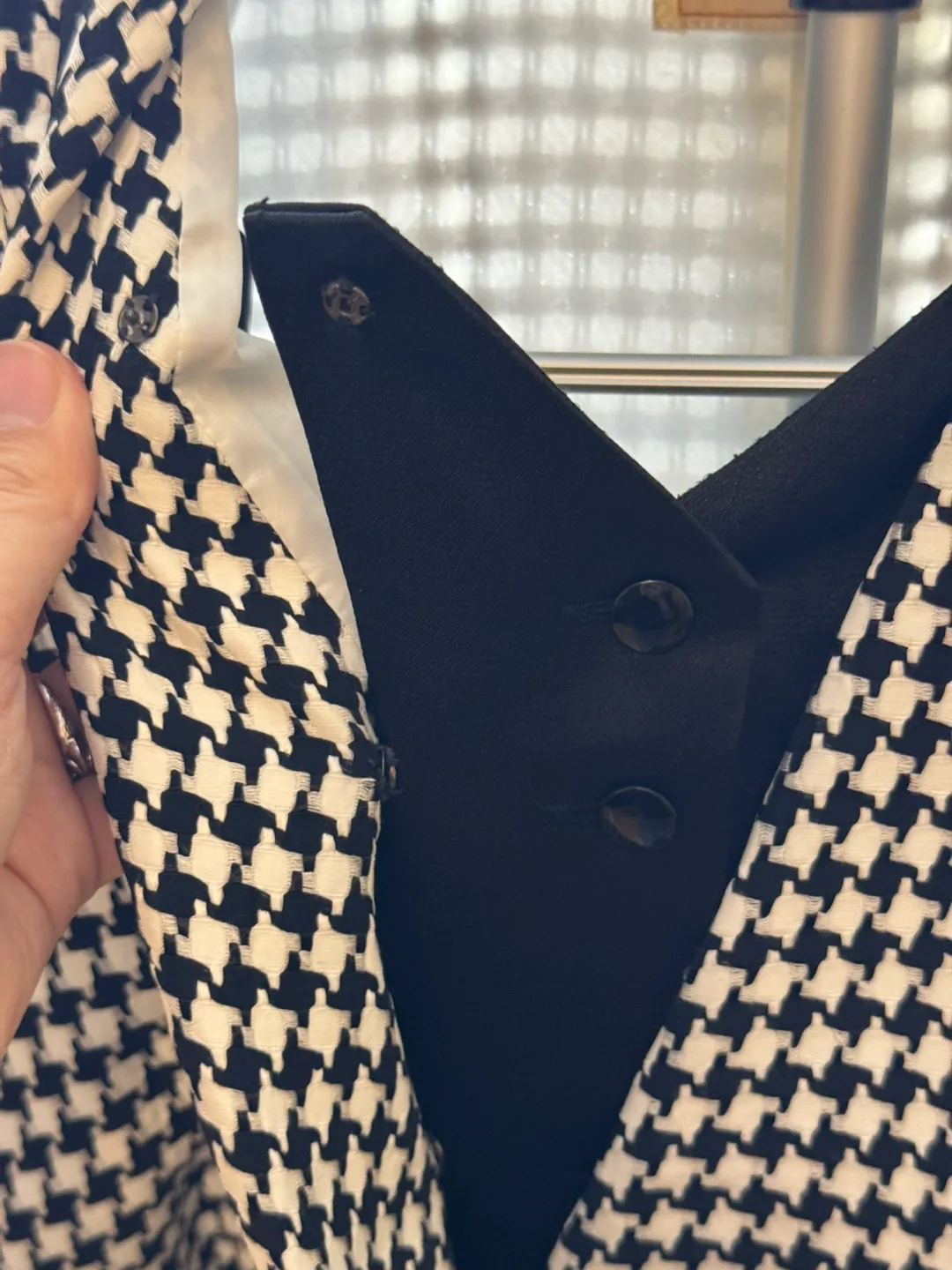 Vintage Houndstooth Blazer with Removable Black Vest image indicator(6)
