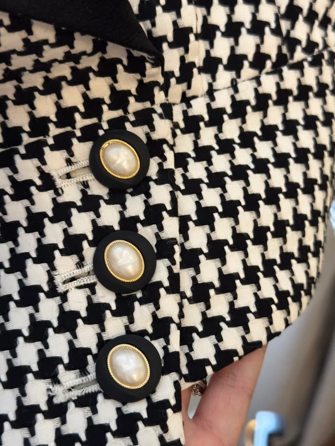 Vintage Houndstooth Blazer with Removable Black Vest image indicator(3)
