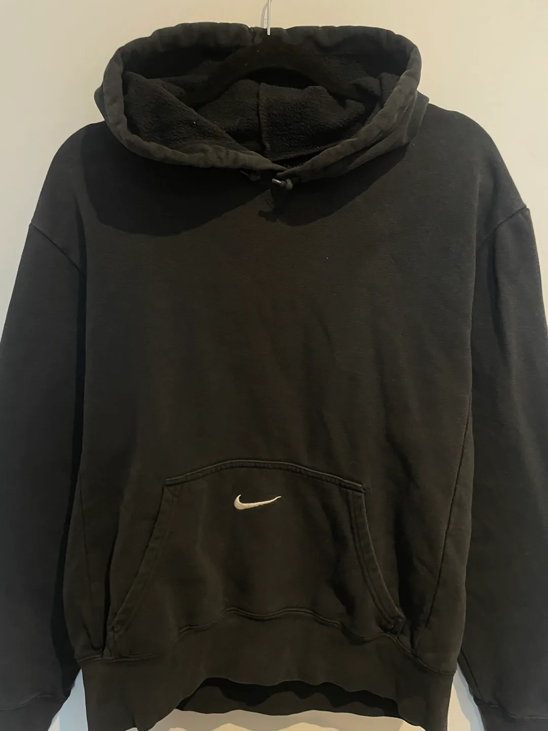 Vintage 90s style Nike Black Hoodie unique swoosh placement image indicator(3)