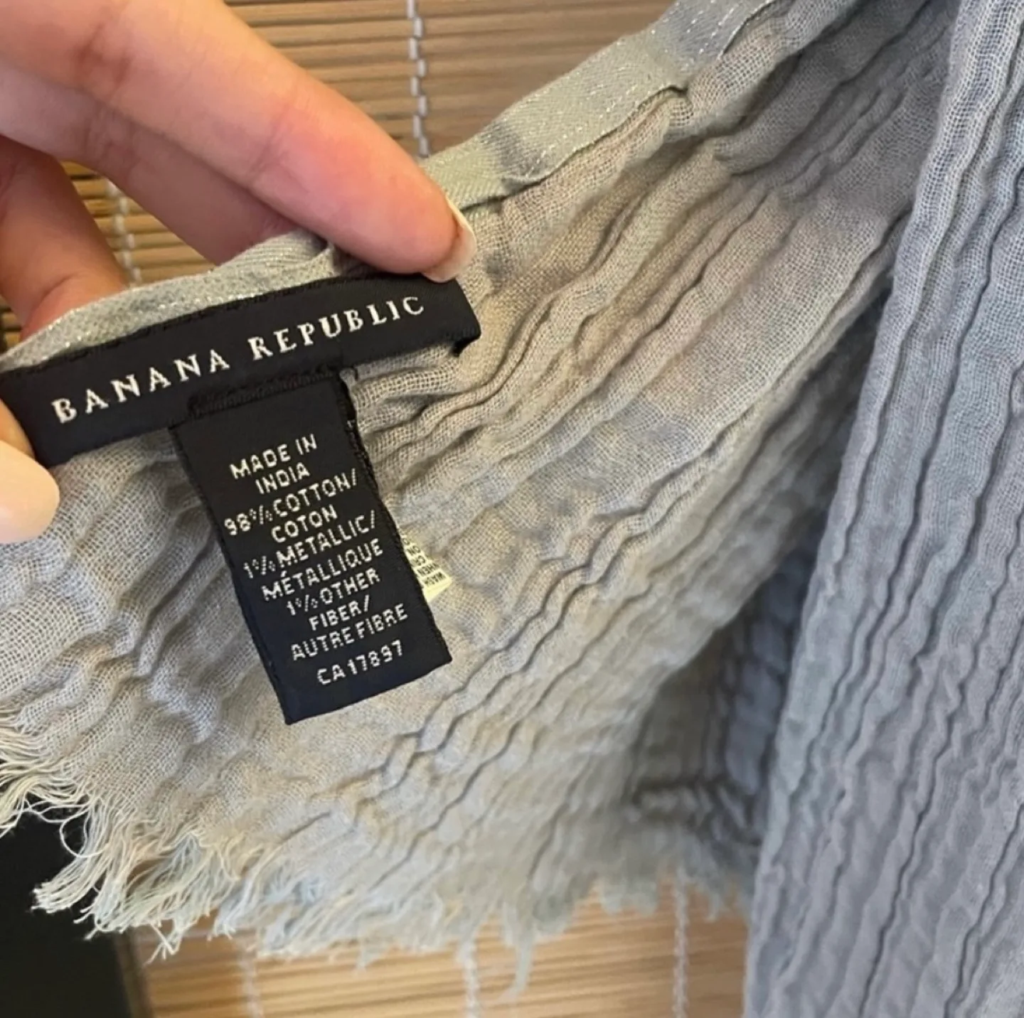 Banana Republic Scarf image indicator(5)
