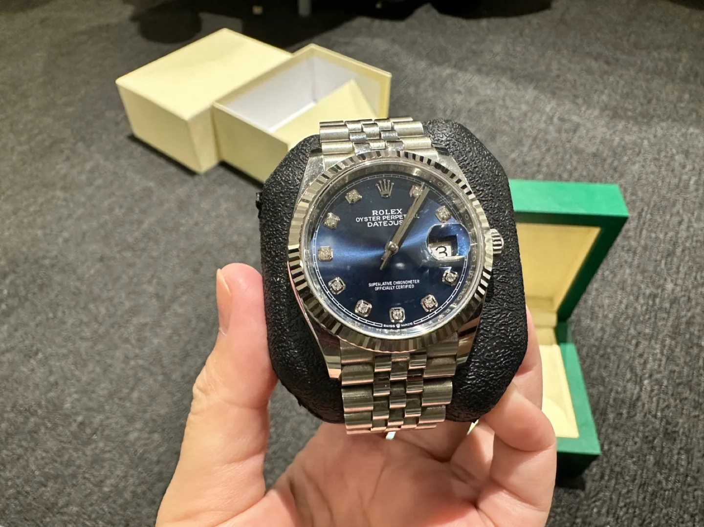 Rolex Datejust 36mm Diamond Dial Blue Face Jubilee Bracelet 2019 image indicator(2)