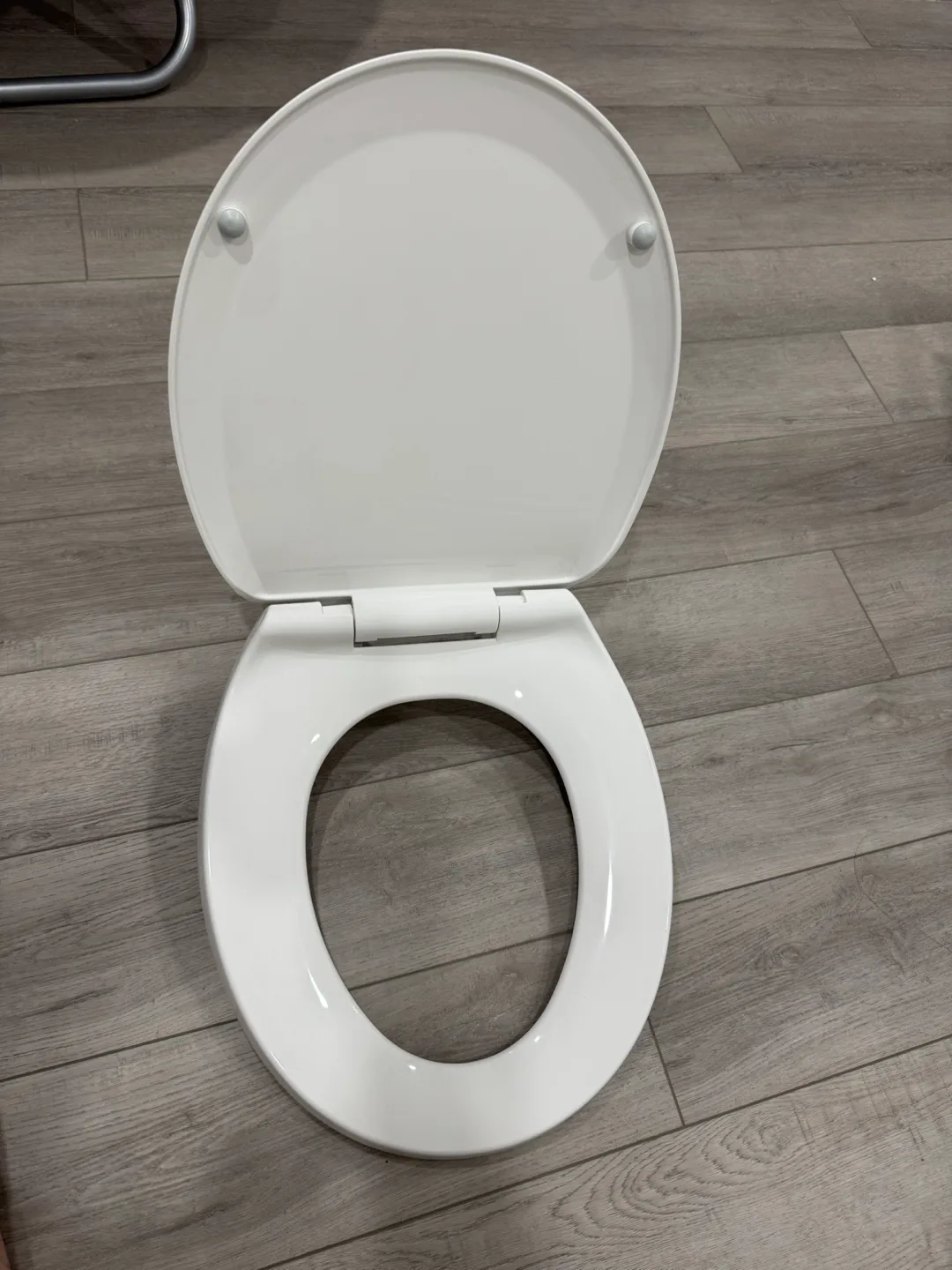 Round White Toilet Seat thumbnail