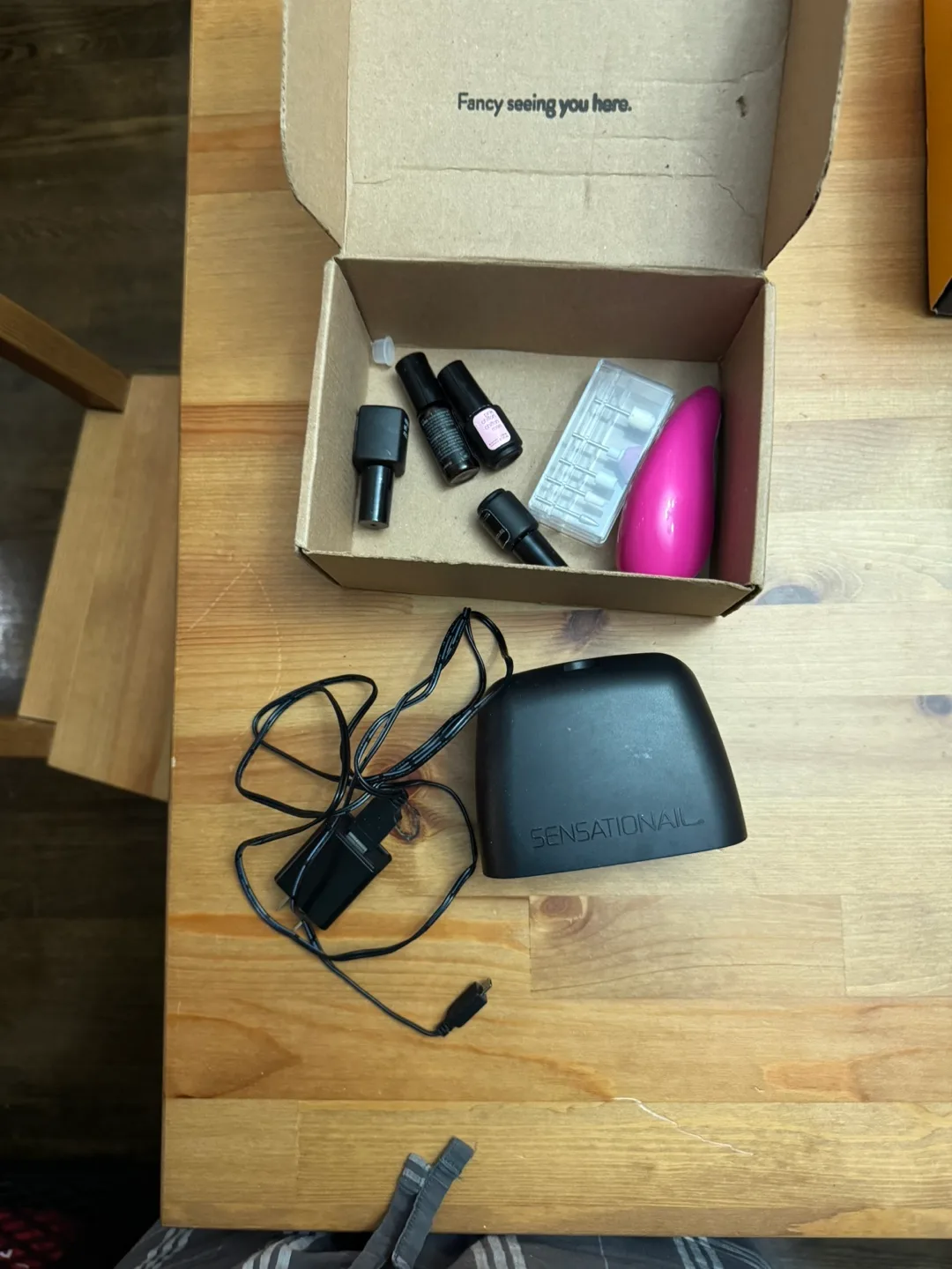 Random nails stuff image indicator(3)