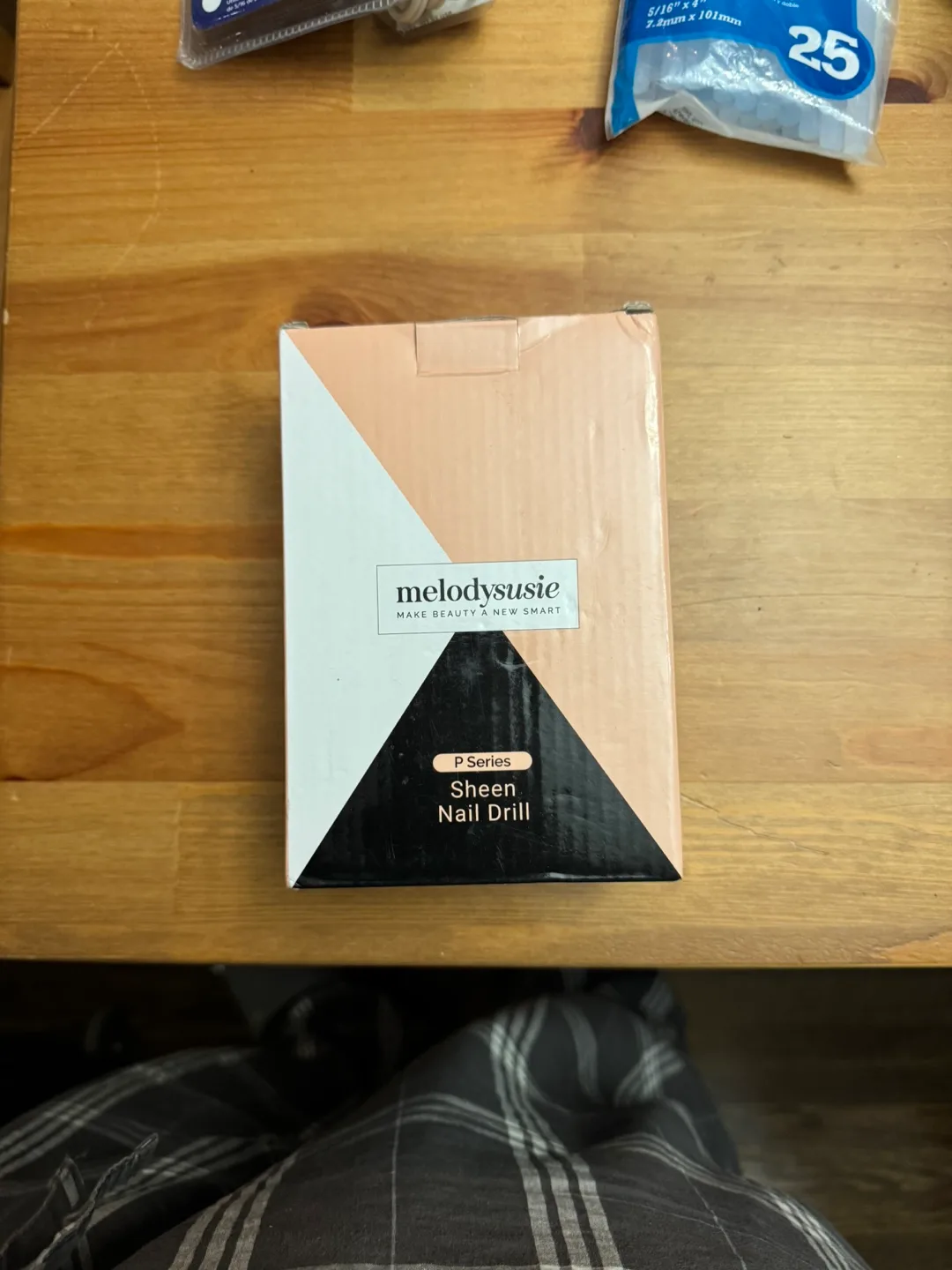 Random nails stuff image indicator(4)