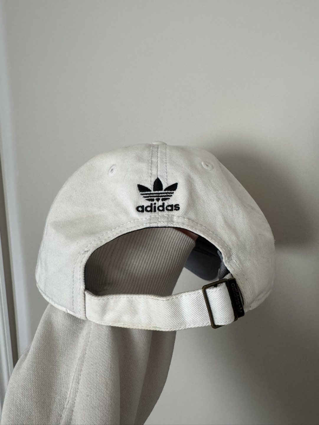 2 Ball Caps - Barely Used - photo 4