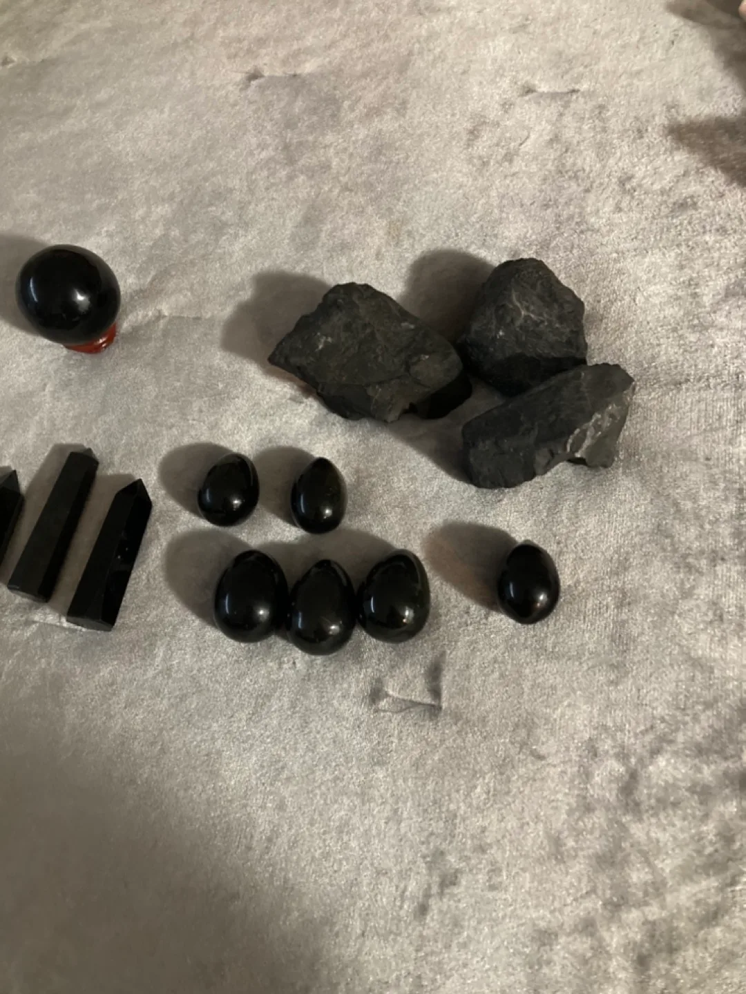 Black crystal bundle image indicator(2)