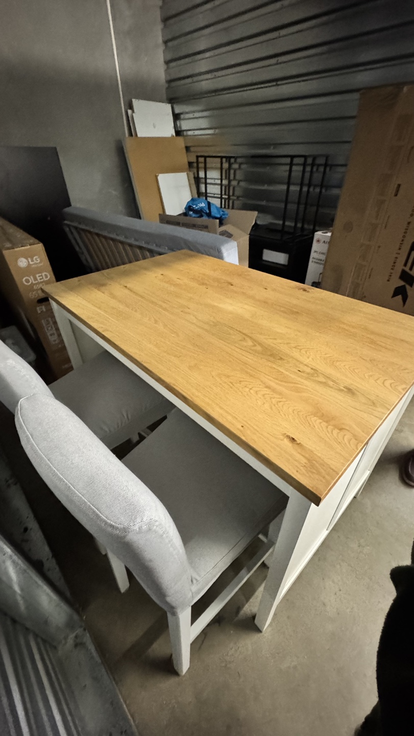 Kitchen Island Table with Two Stools - photo 4