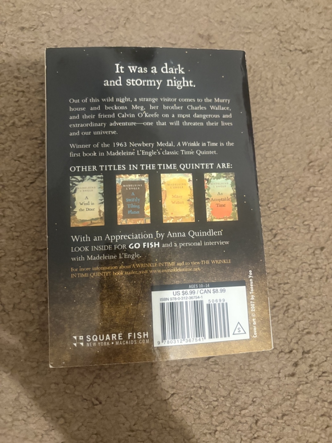 A Wrinkle in Time by Madeleine L'Engle - photo 3