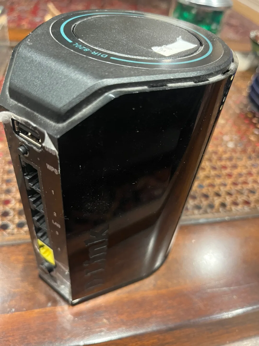 D-Link DIR-820L Wireless Router image indicator(4)