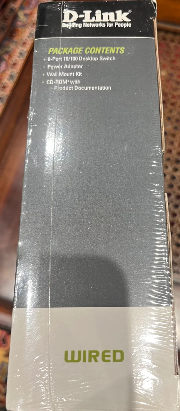 D-Link 8-Port 10/100 Desktop Switch image indicator(3)